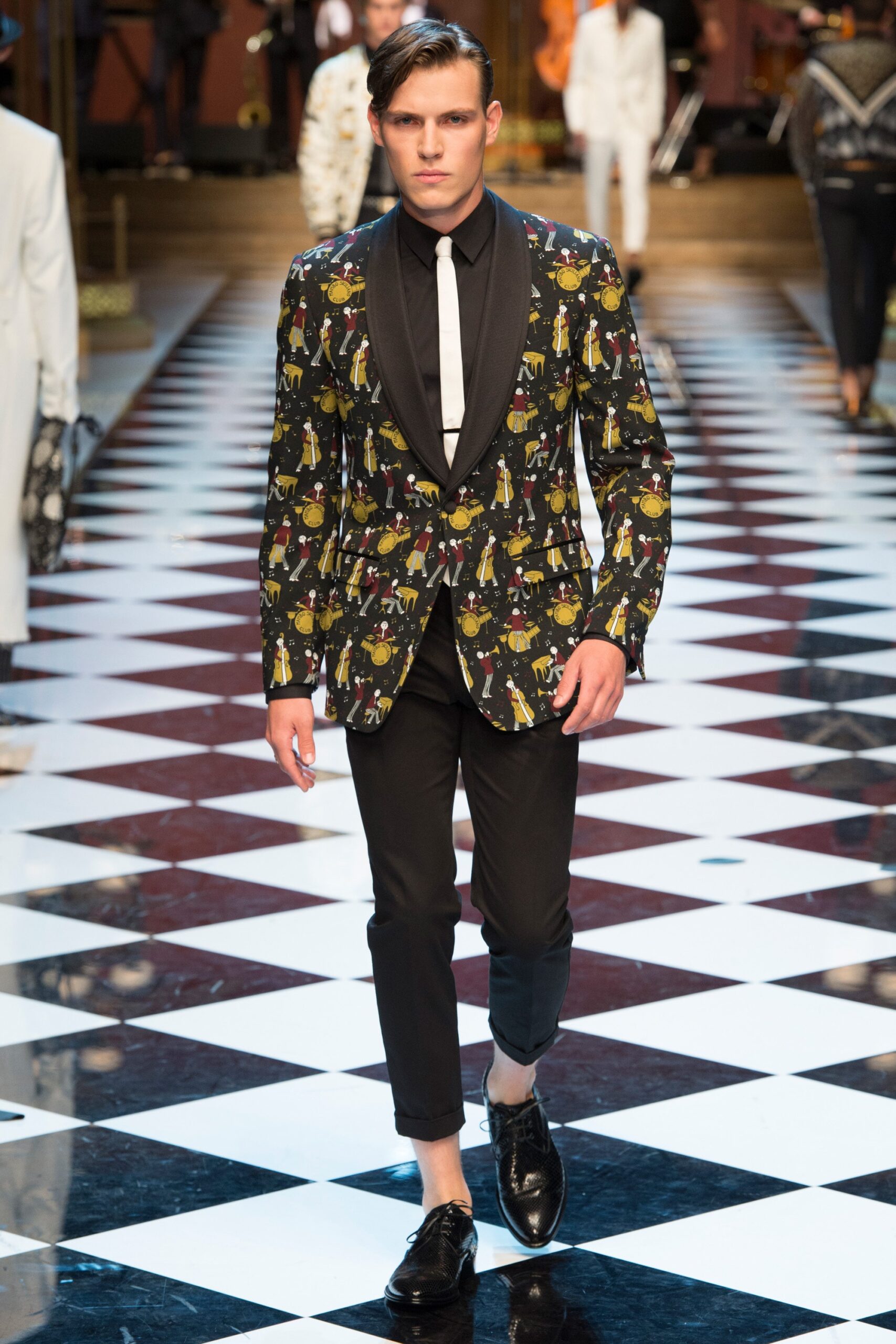 Dolce & Gabbana S/S 17 Menswear Look 31