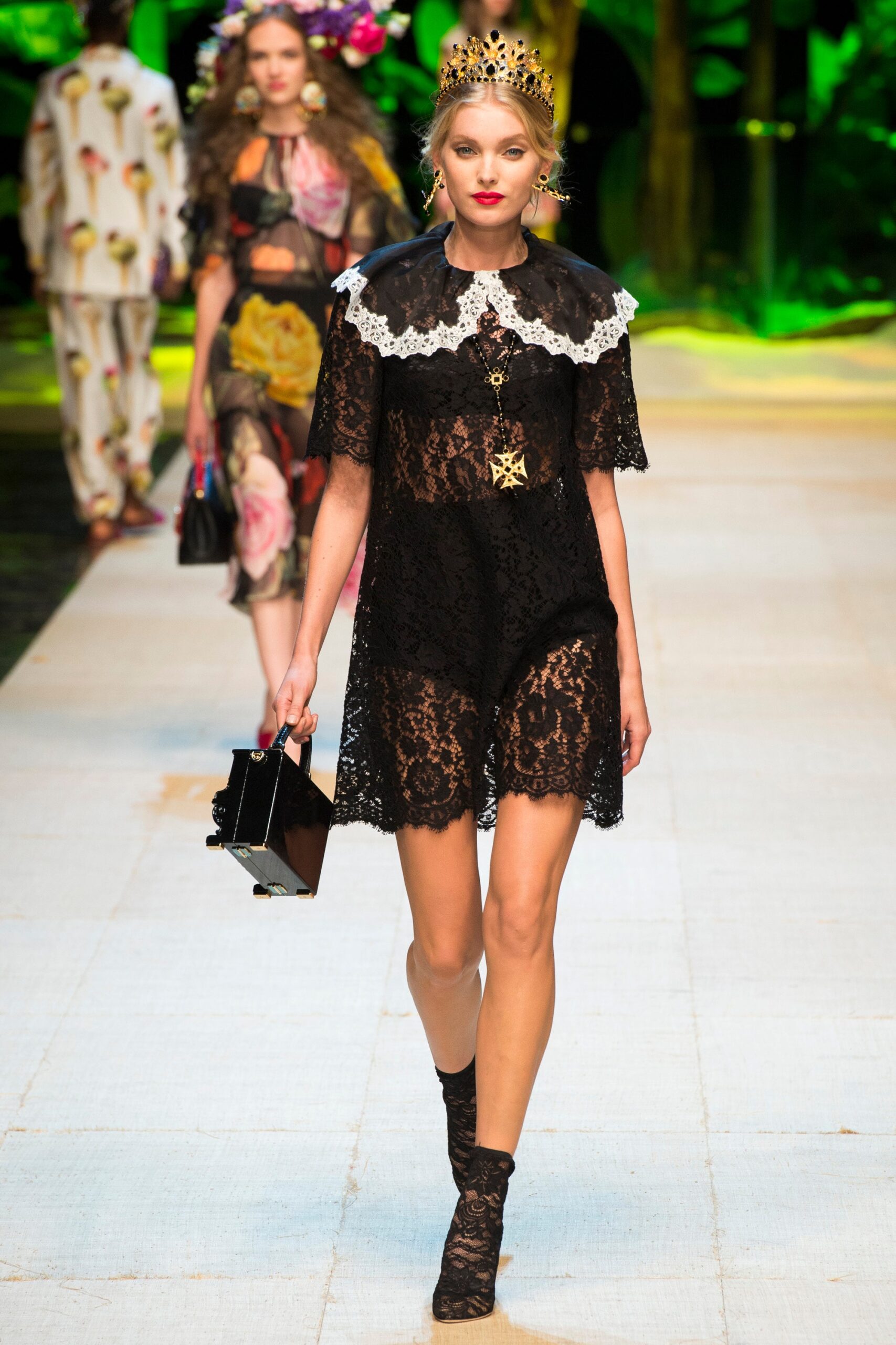 Dolce & Gabbana S/S 17 Look 35