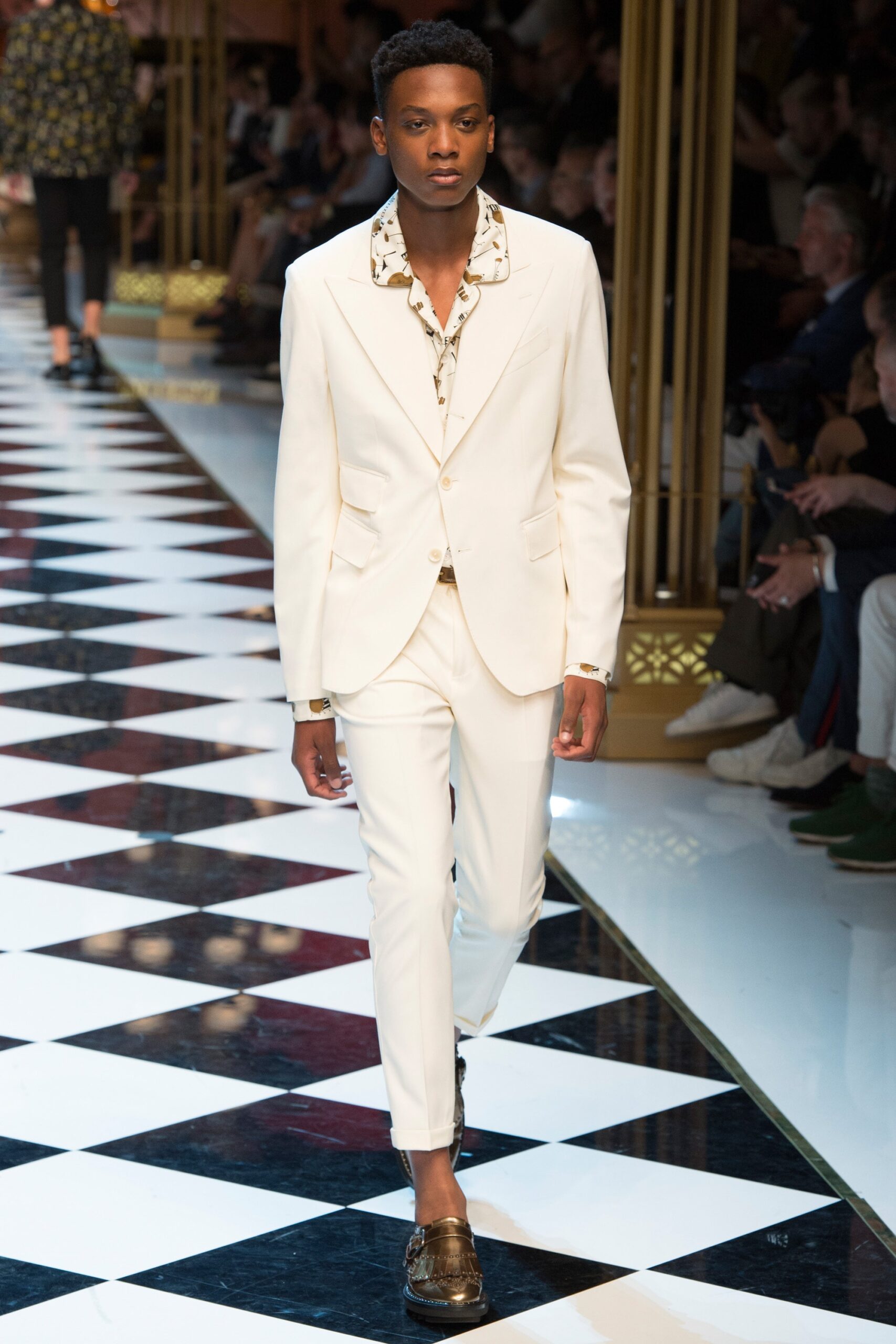 Dolce & Gabbana S/S 17 Menswear Look 33