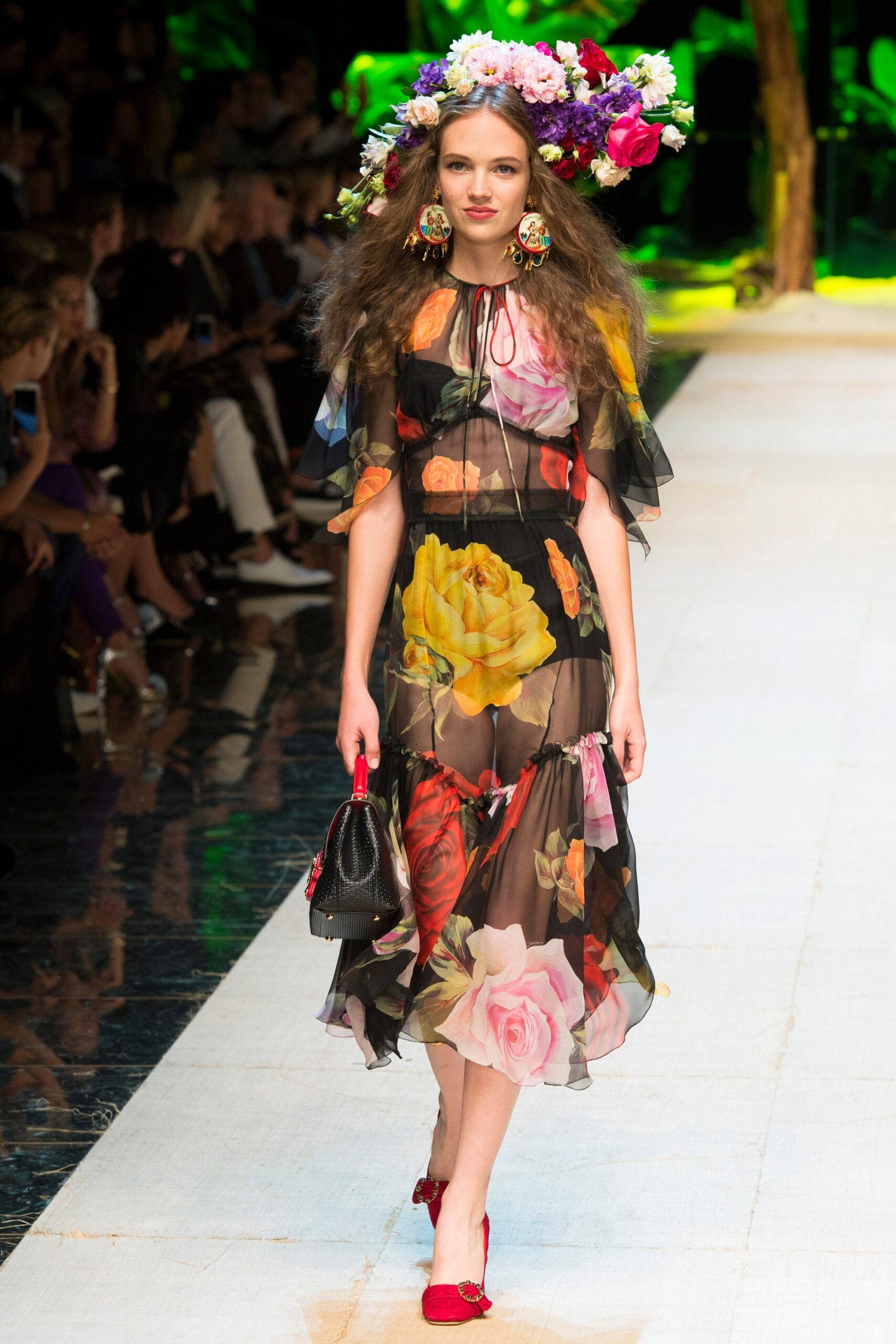 Dolce & Gabbana S/S 17 Look 36
