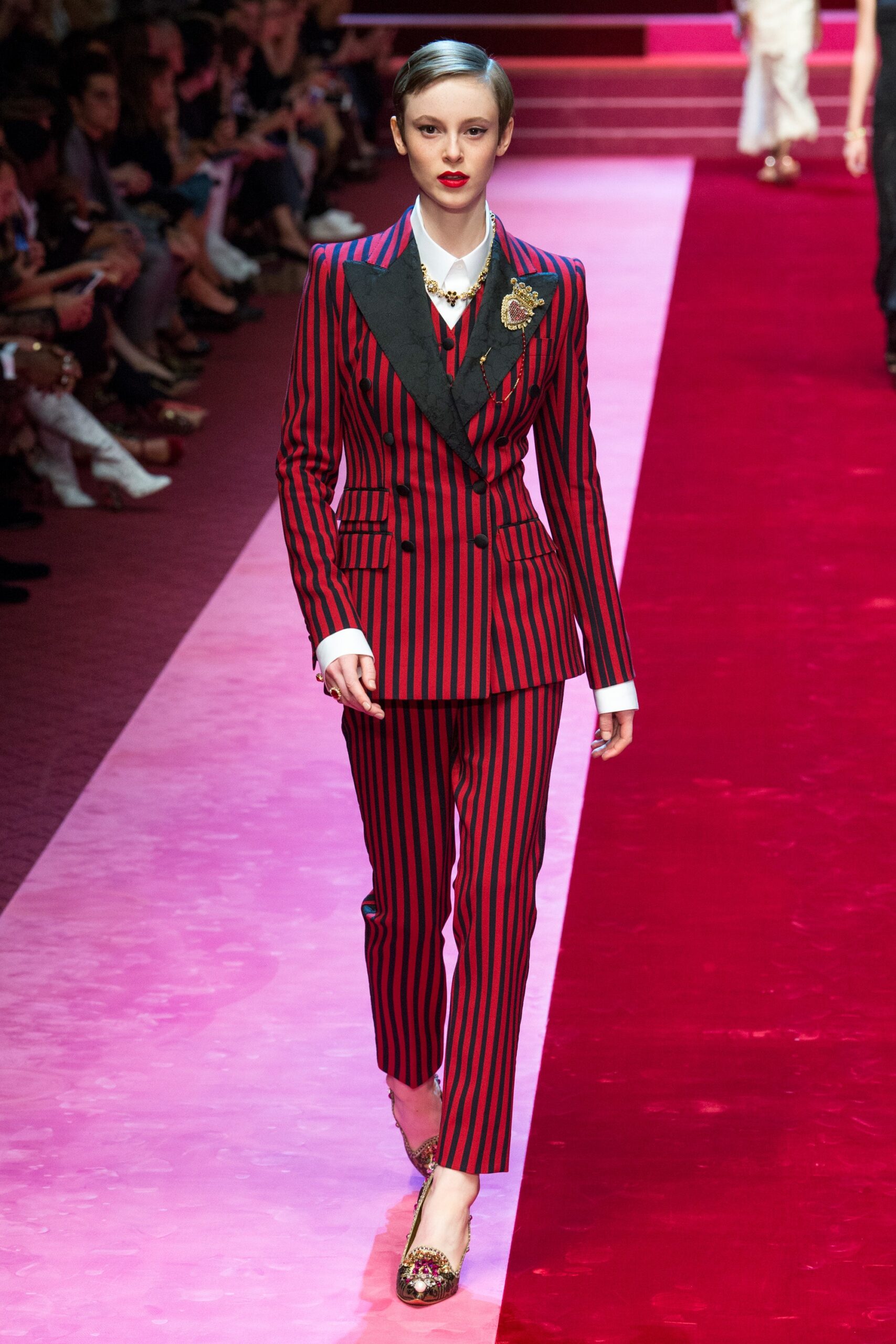 Dolce & Gabbana S/S 18 Look 51