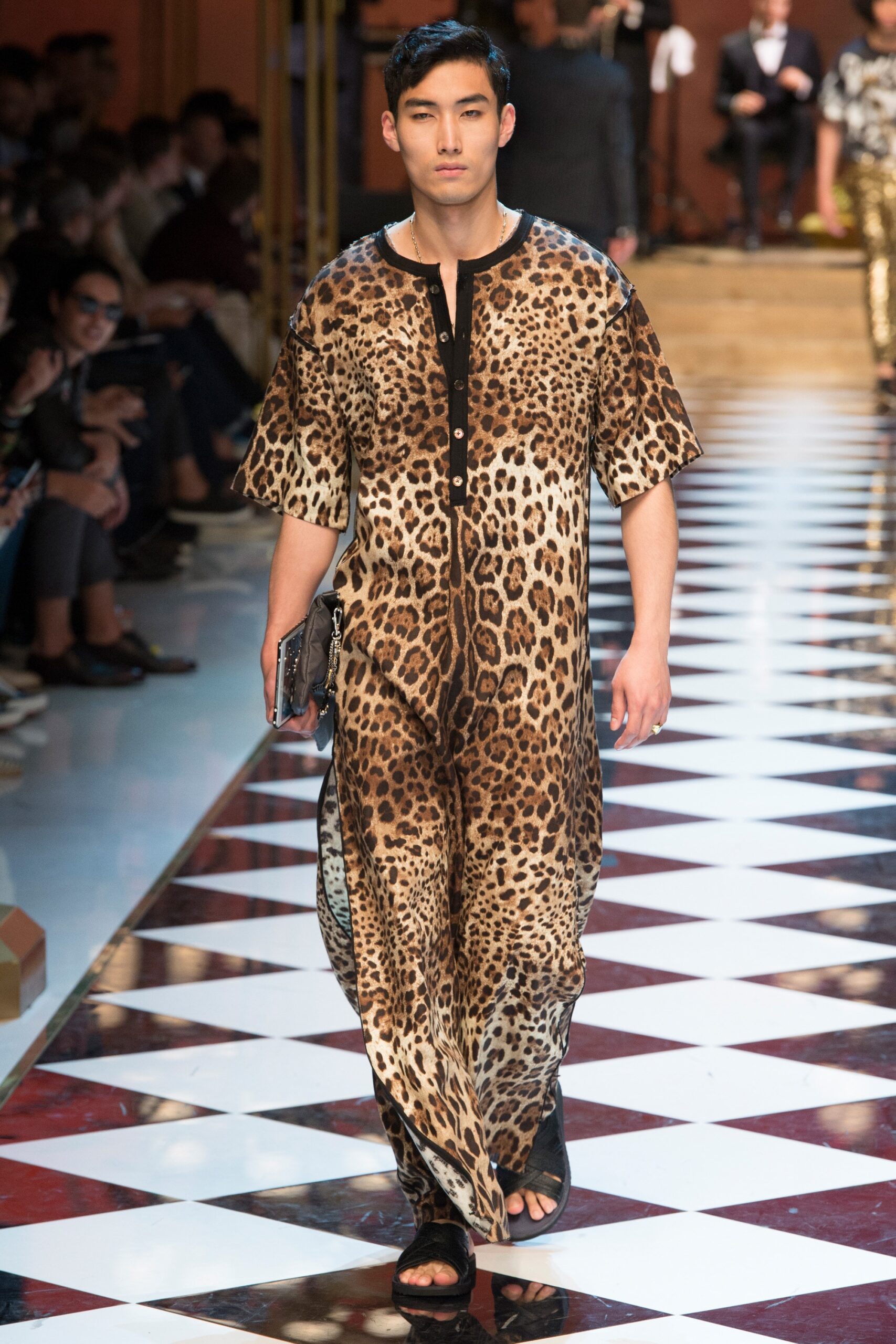Dolce & Gabbana S/S 17 Menswear Look 37