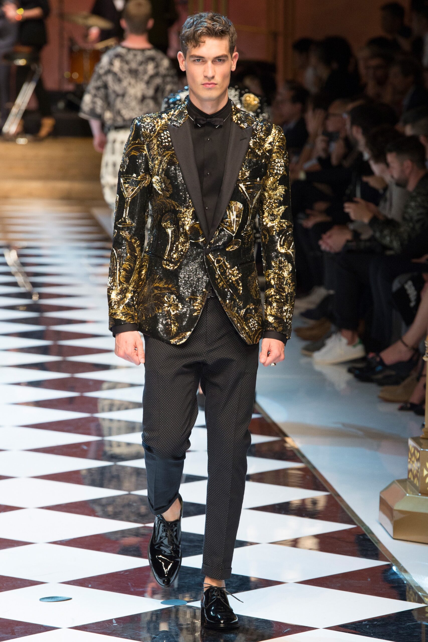 Dolce & Gabbana S/S 17 Menswear Look 38