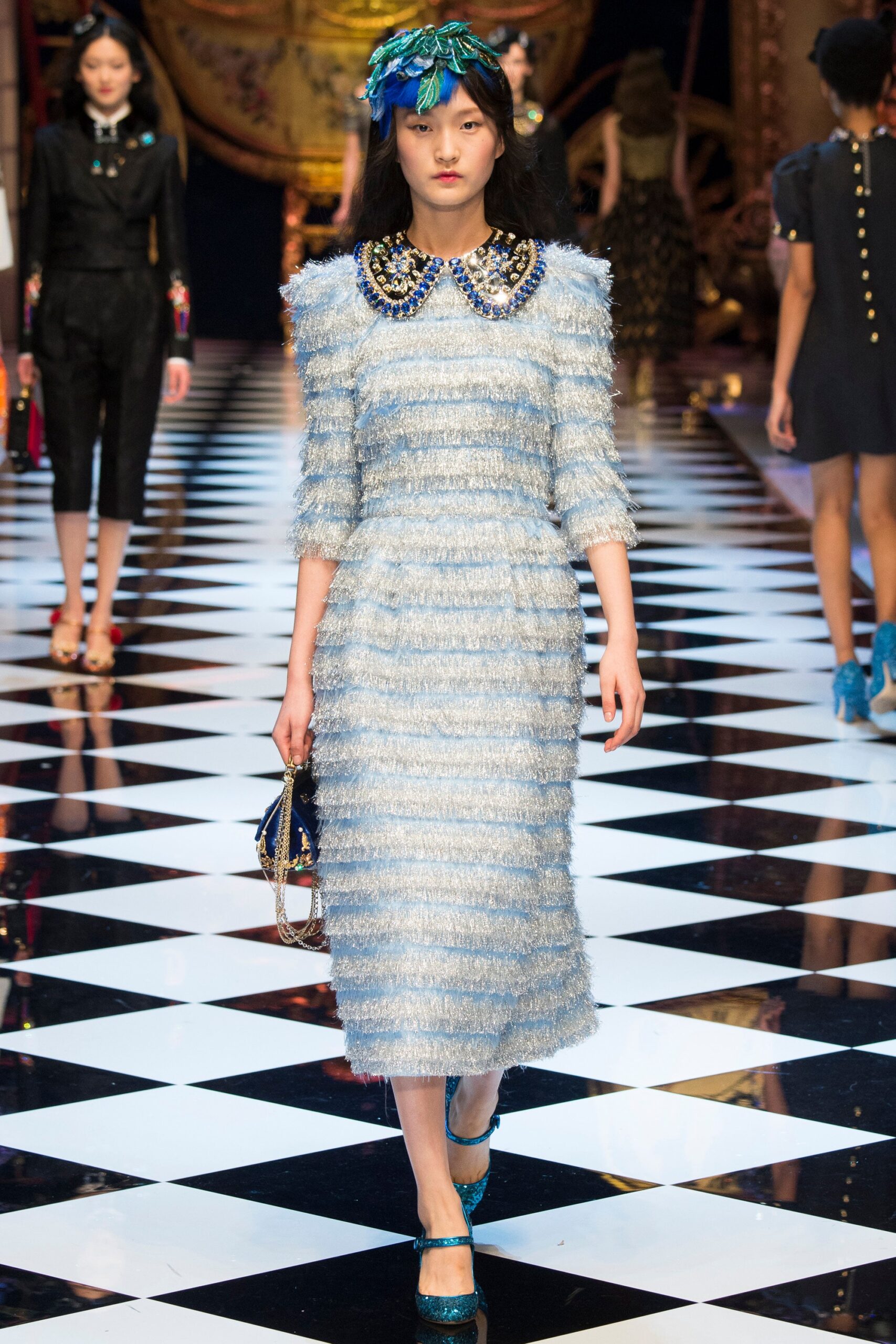 Dolce & Gabbana F/W 16 Look 35