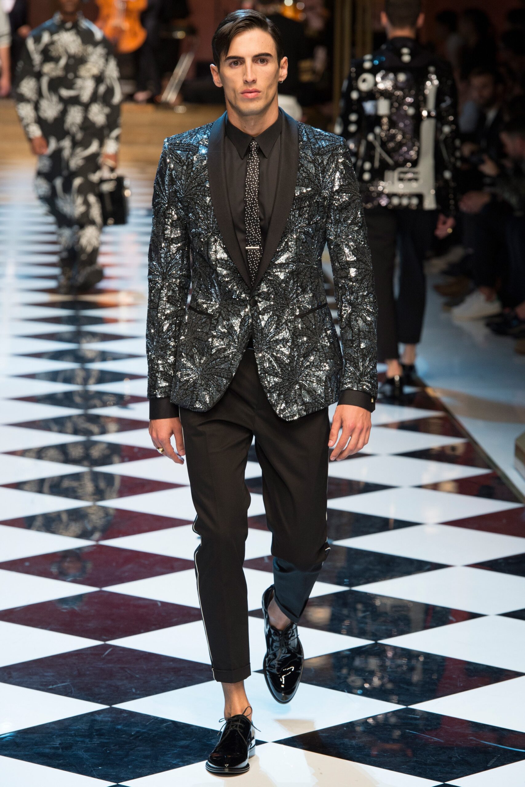 Dolce & Gabbana S/S 17 Menswear Look 44