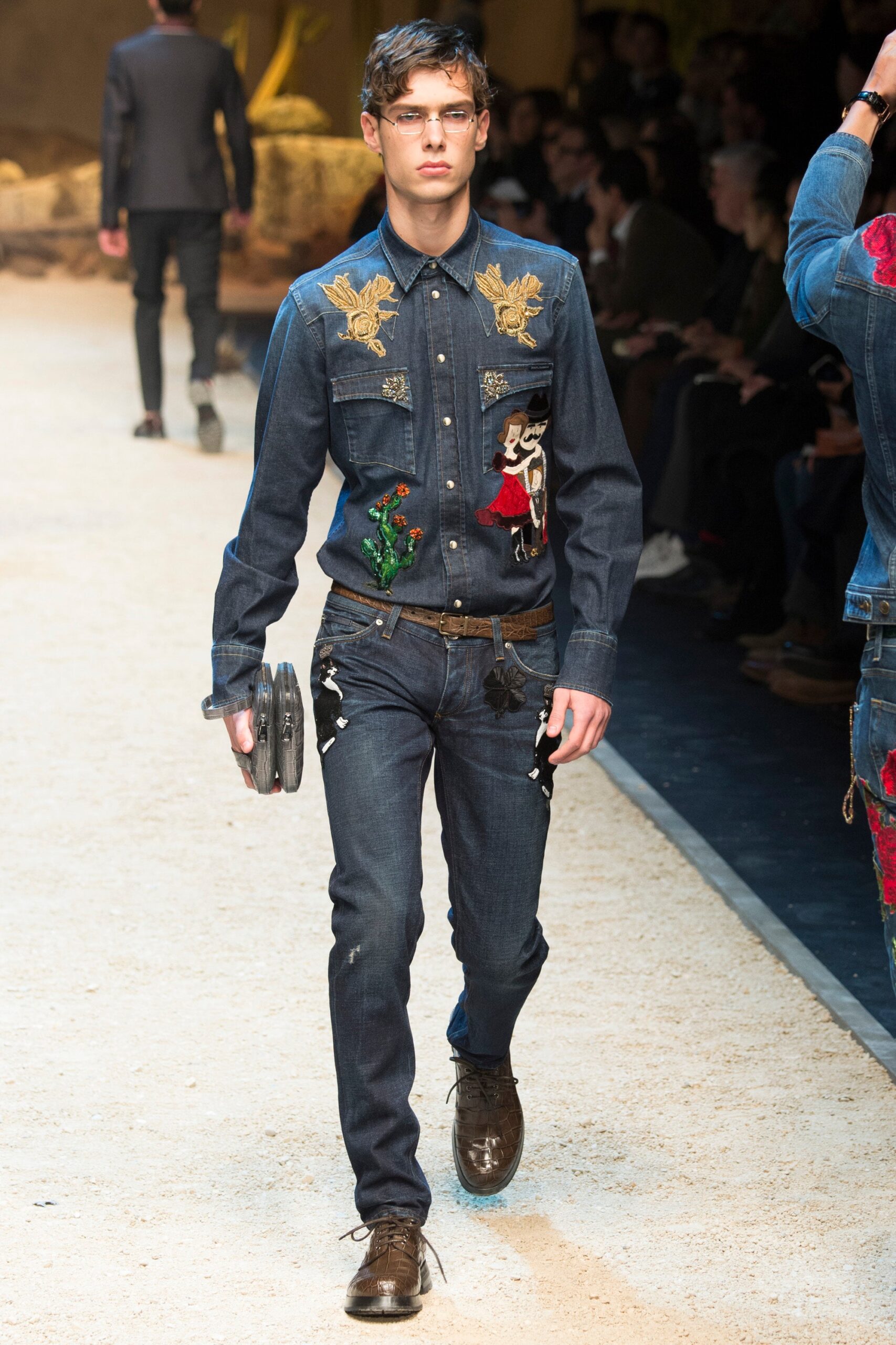 Dolce & Gabbana F/W 16 Menswear Look 21