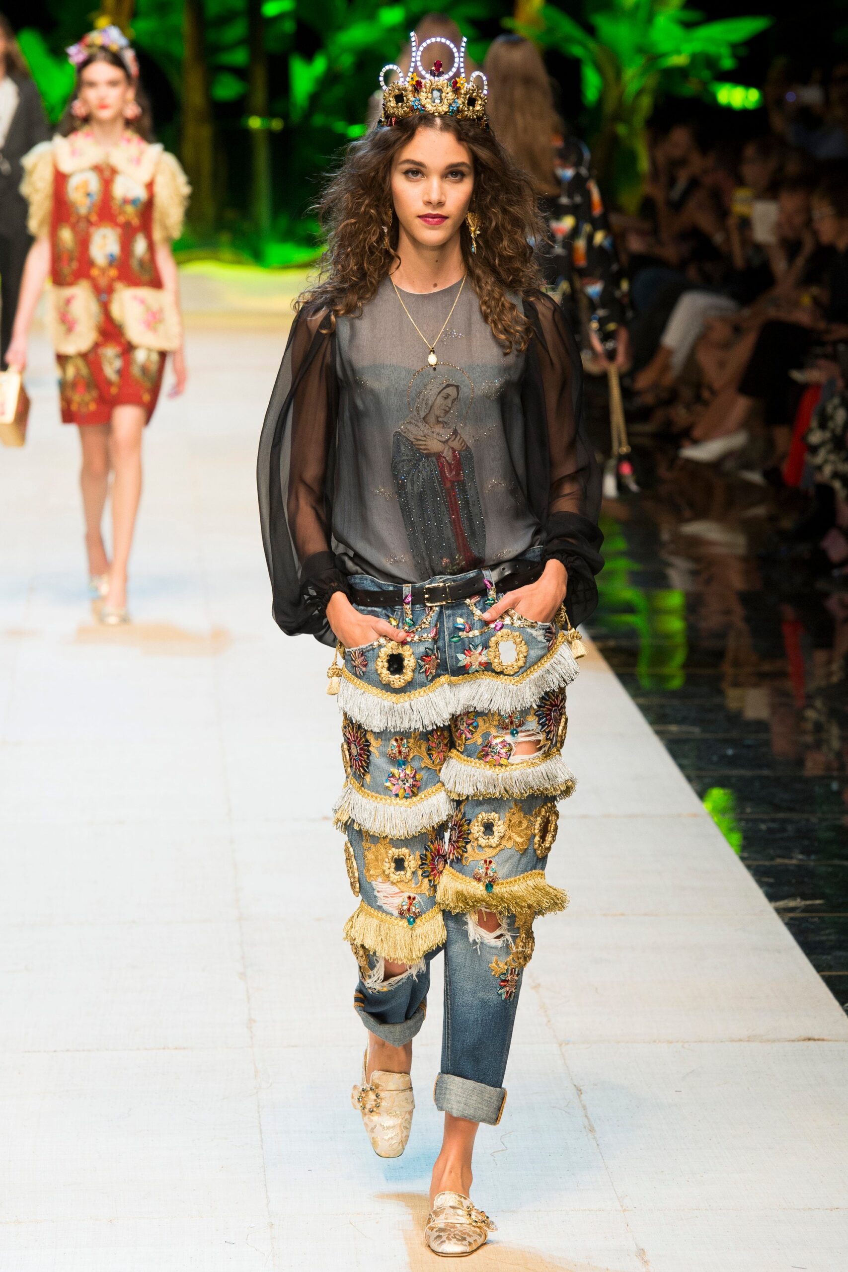 Dolce & Gabbana S/S 17 Look 46