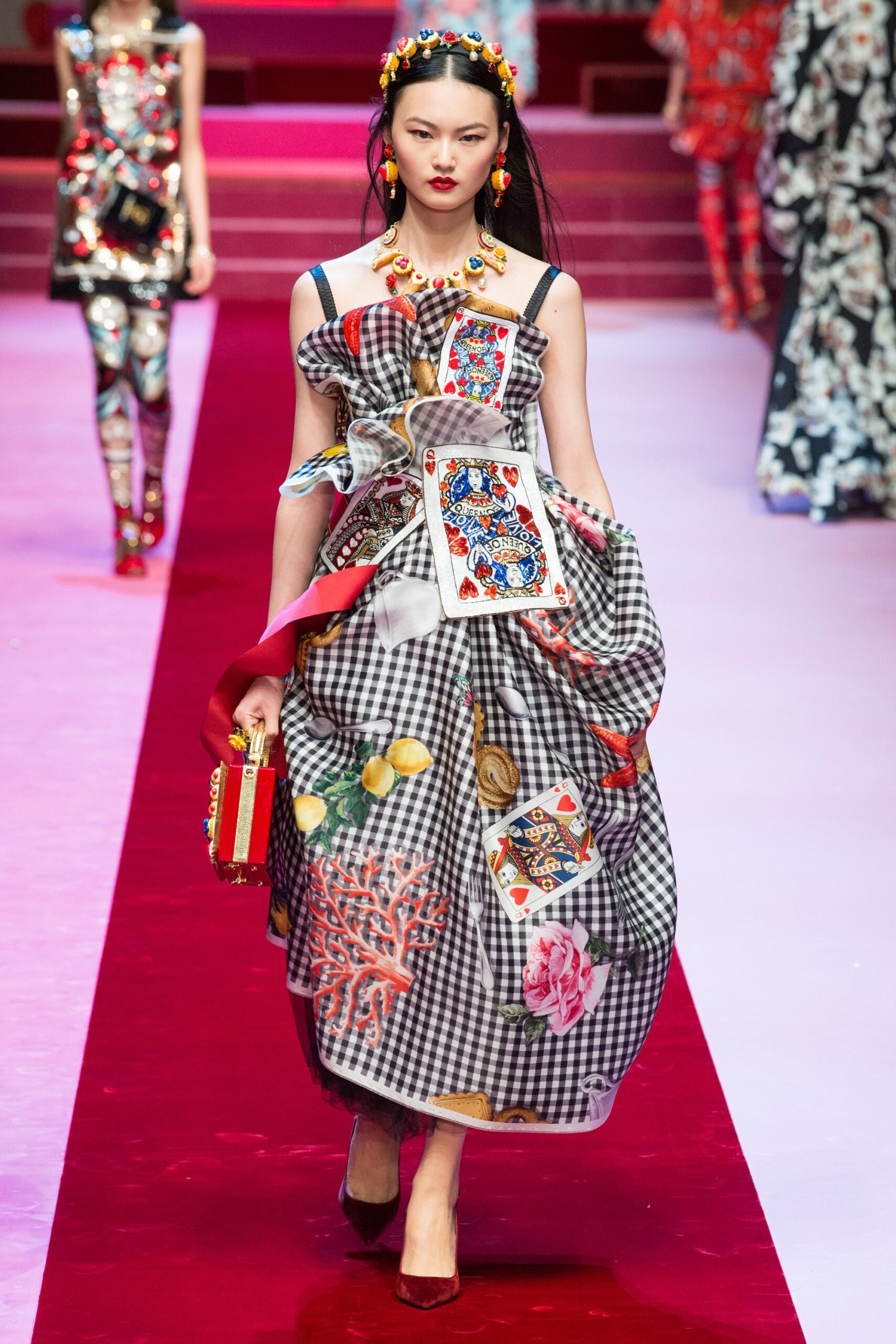 Dolce & Gabbana S/S 18 Look 65