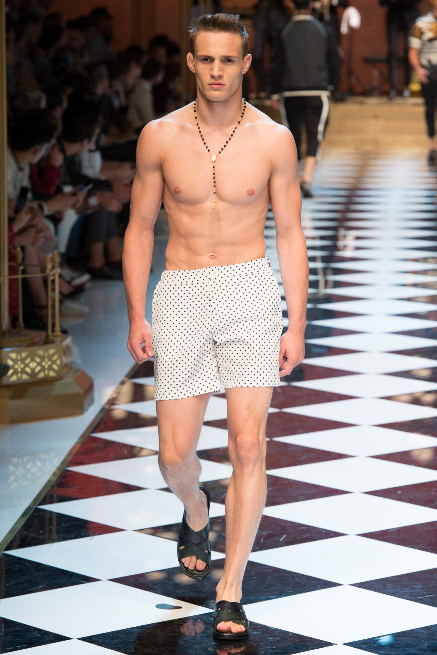 Dolce & Gabbana S/S 17 Menswear Look 52
