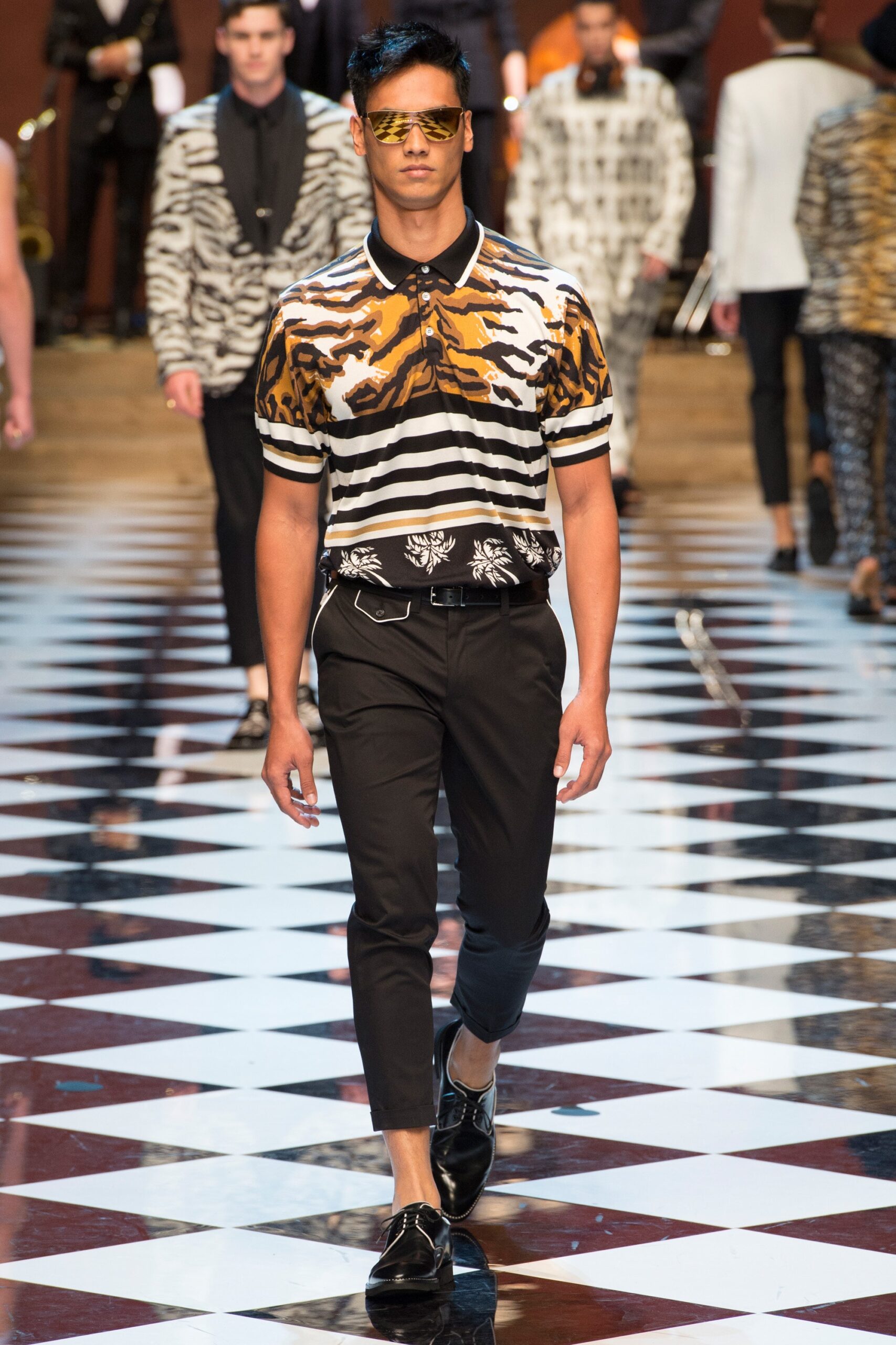 Dolce & Gabbana S/S 17 Menswear Look 54
