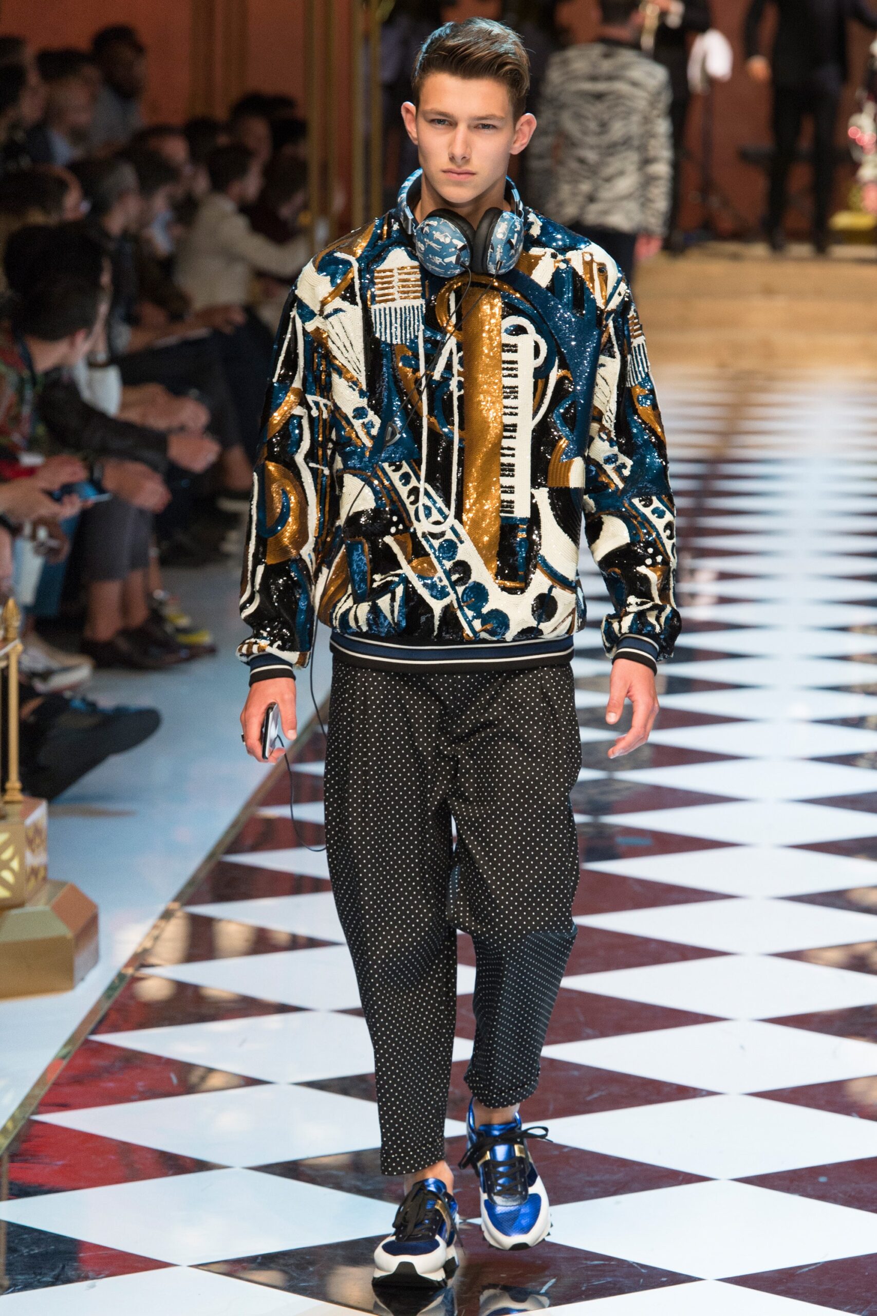 Dolce & Gabbana S/S 17 Menswear Look 57