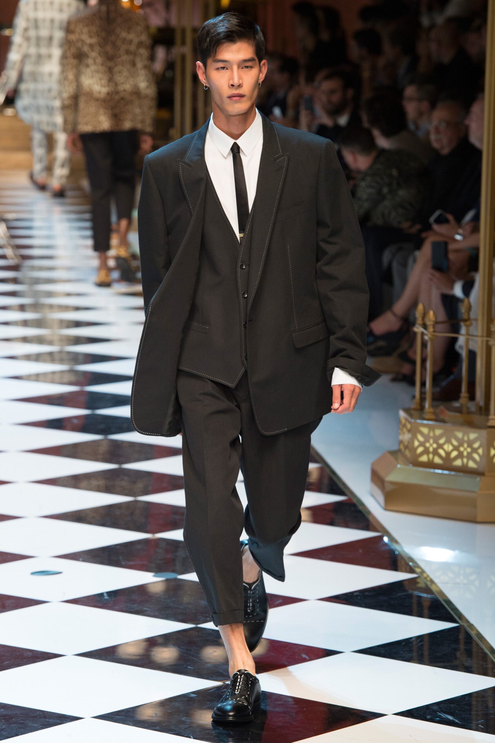 Dolce & Gabbana S/S 17 Menswear Look 58
