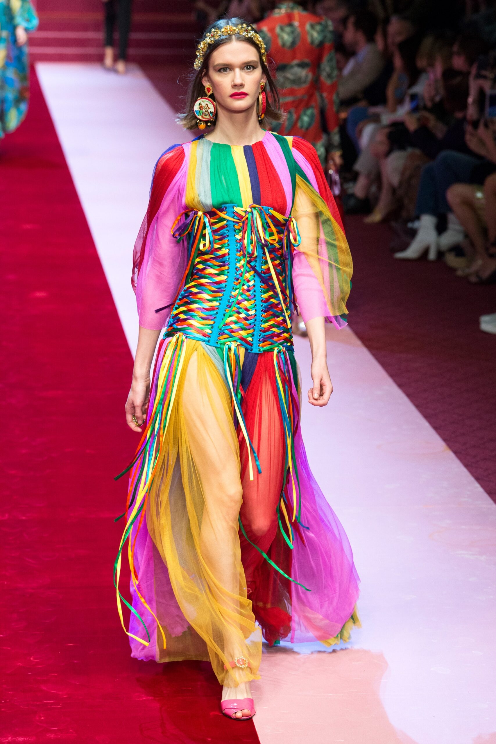 Dolce & Gabbana S/S 18 Look 73