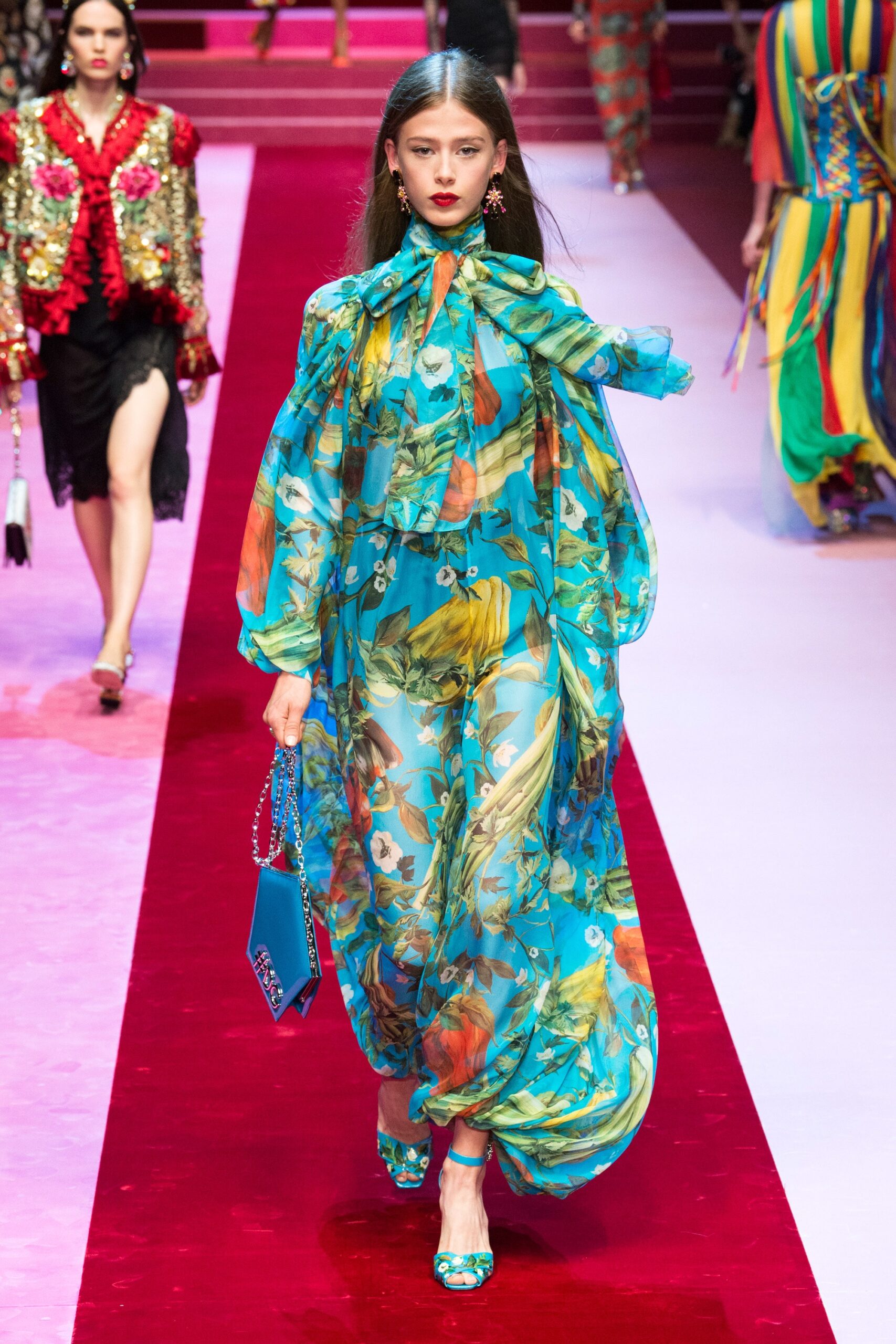 Dolce & Gabbana S/S 18 Look 74