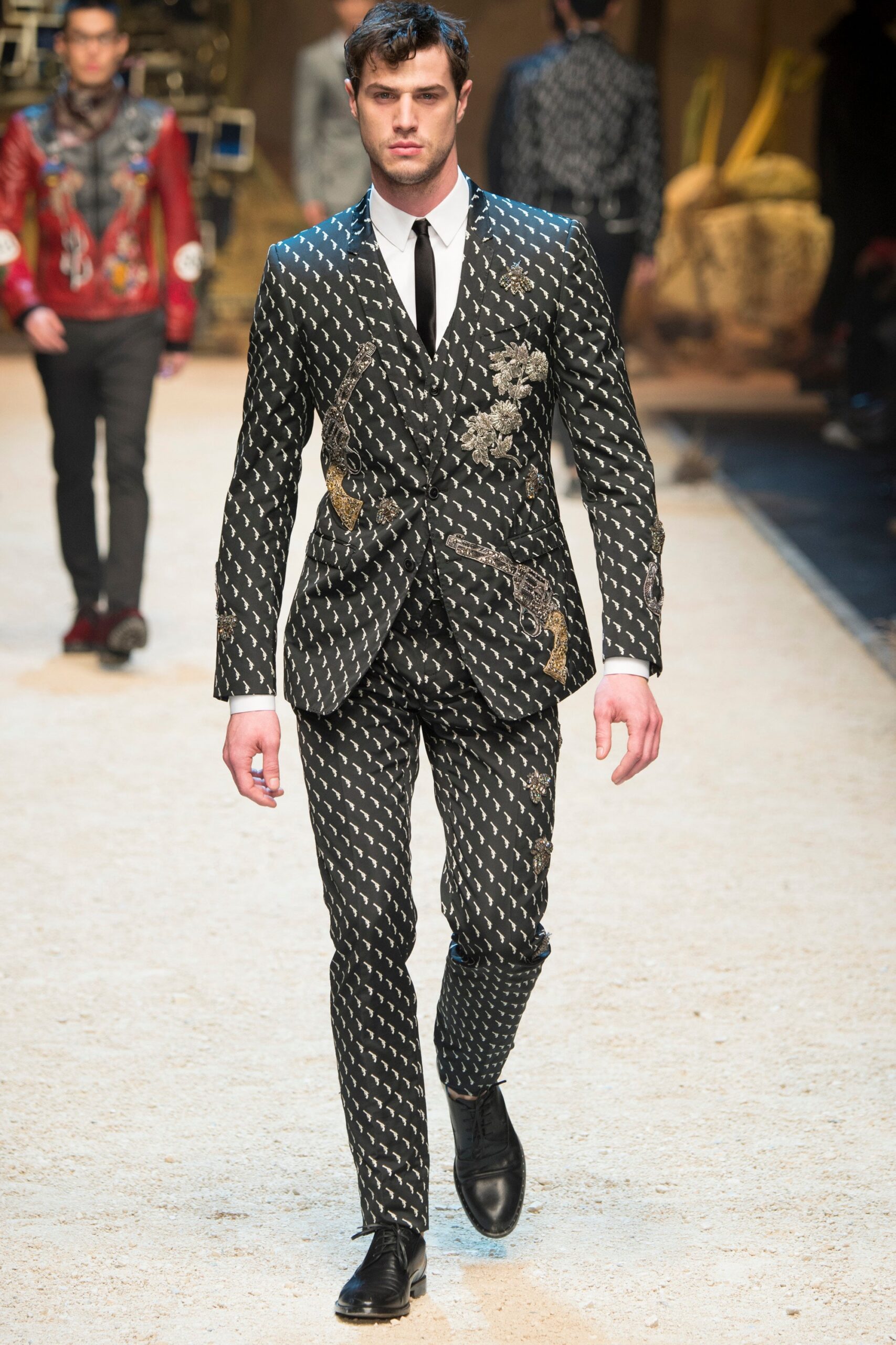 Dolce & Gabbana F/W 16 Menswear Look 31