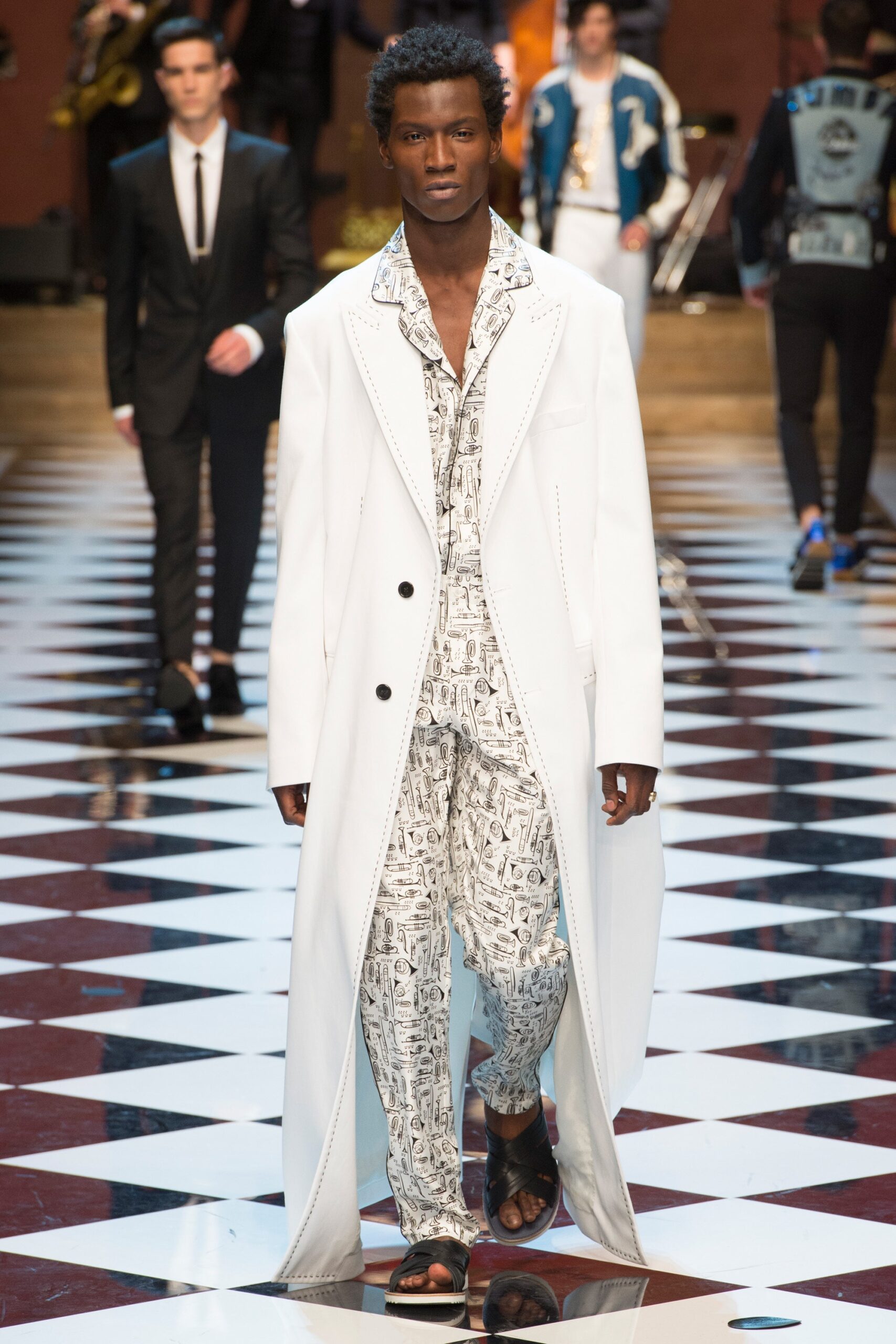 Dolce & Gabbana S/S 17 Menswear Look 65