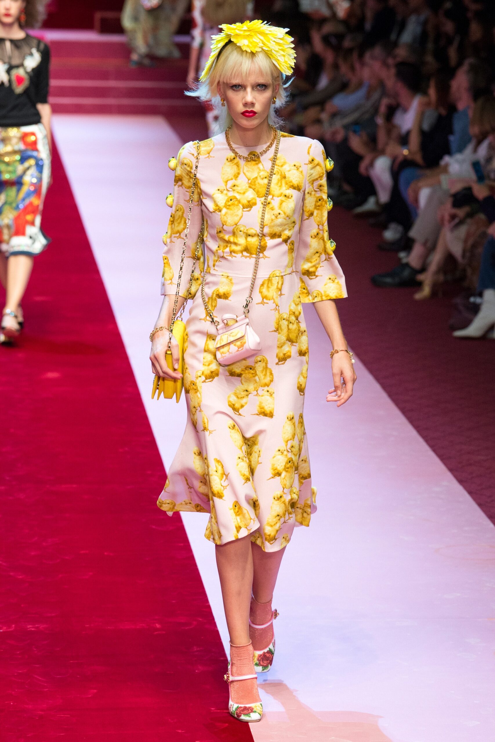 Dolce & Gabbana S/S 18 Look 88