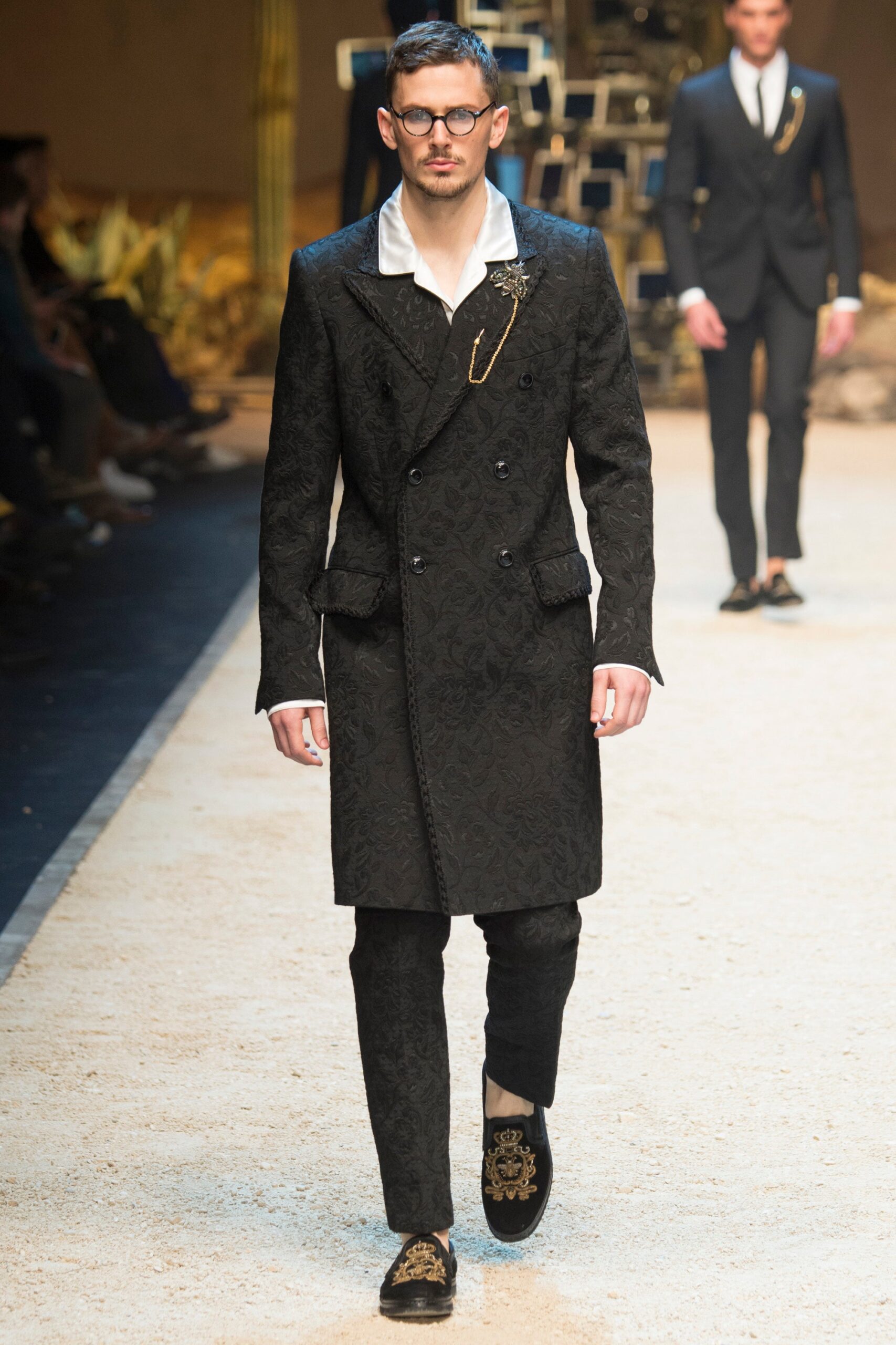Dolce & Gabbana F/W 16 Menswear Look 37