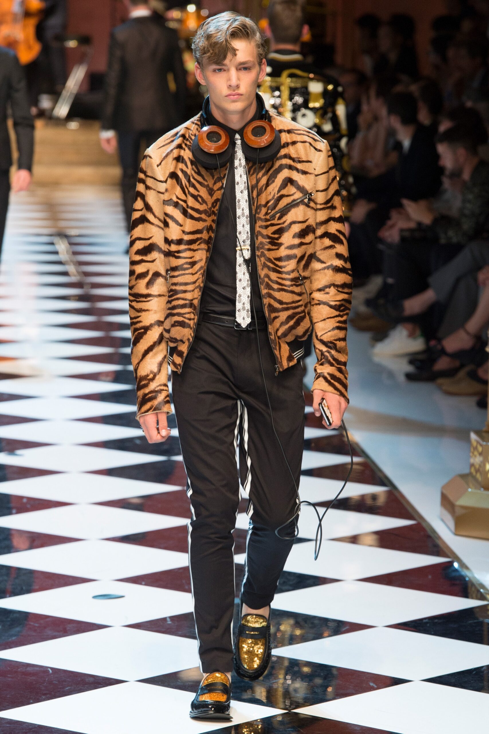 Dolce & Gabbana S/S 17 Menswear Look 72