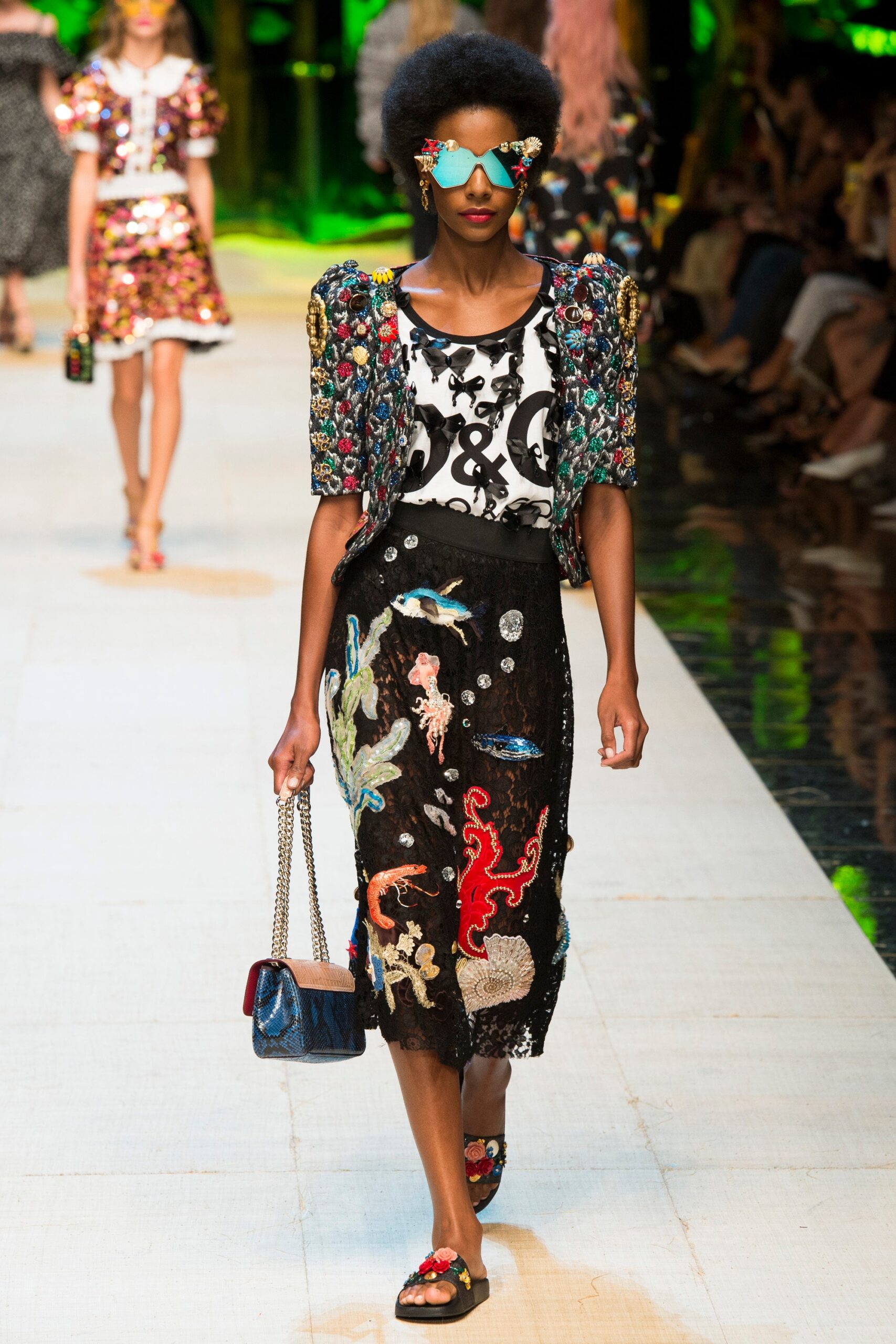 Dolce & Gabbana S/S 17 Look 76