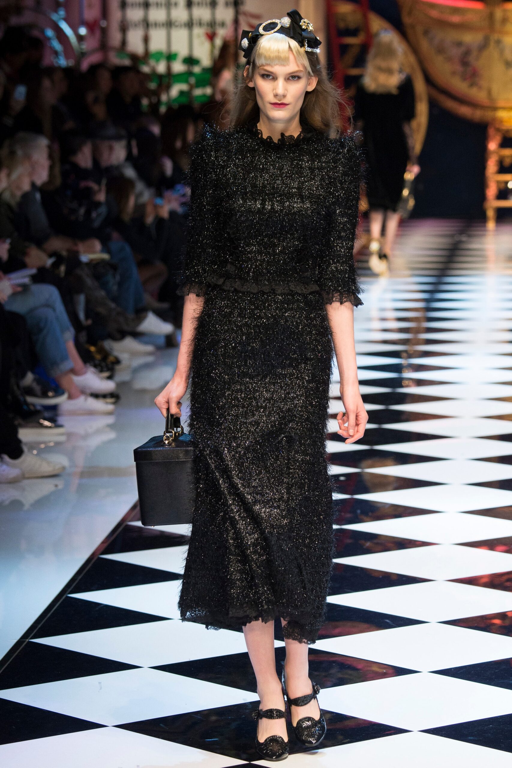 Dolce & Gabbana F/W 16 Look 59