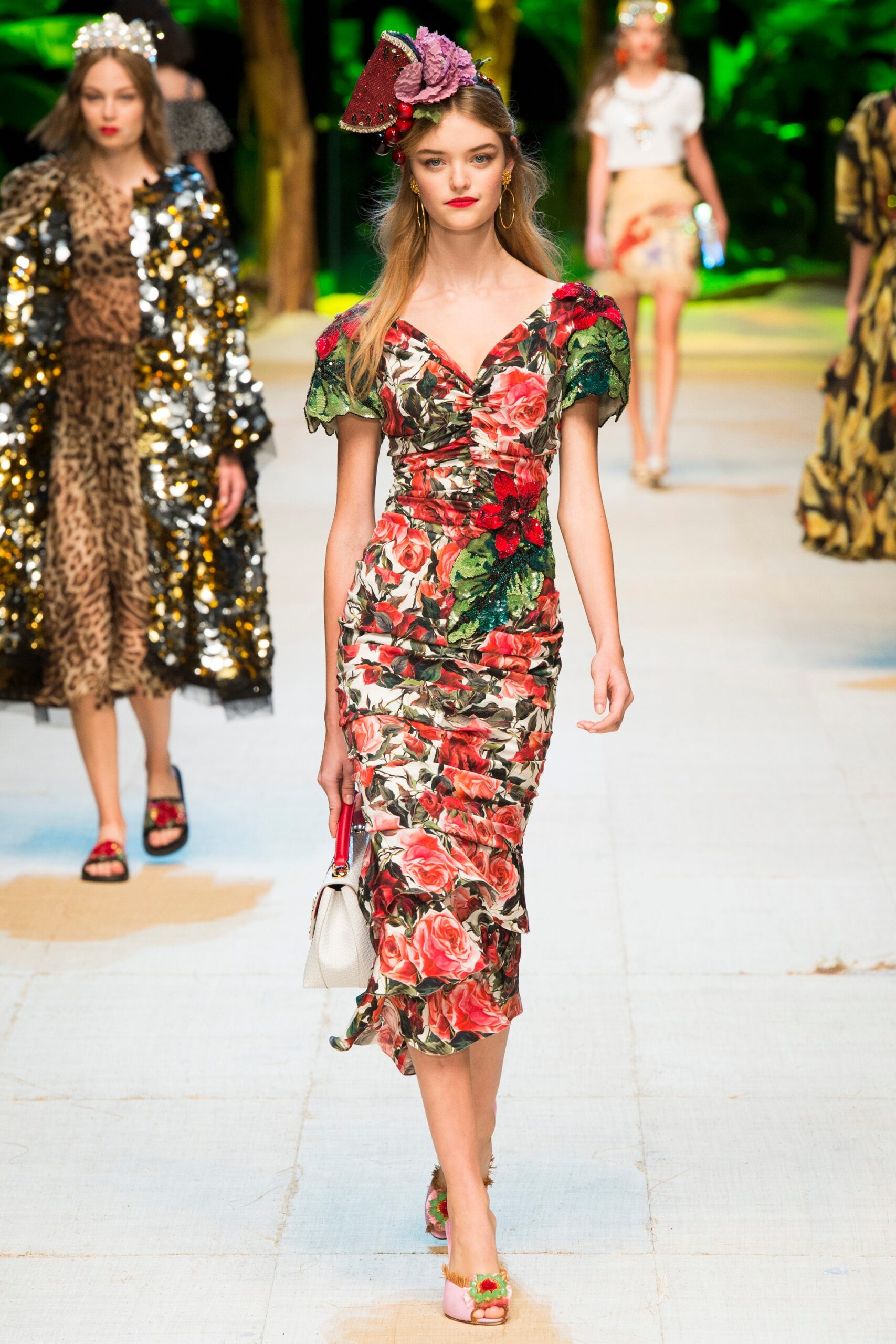 Dolce & Gabbana S/S 17 Look 79