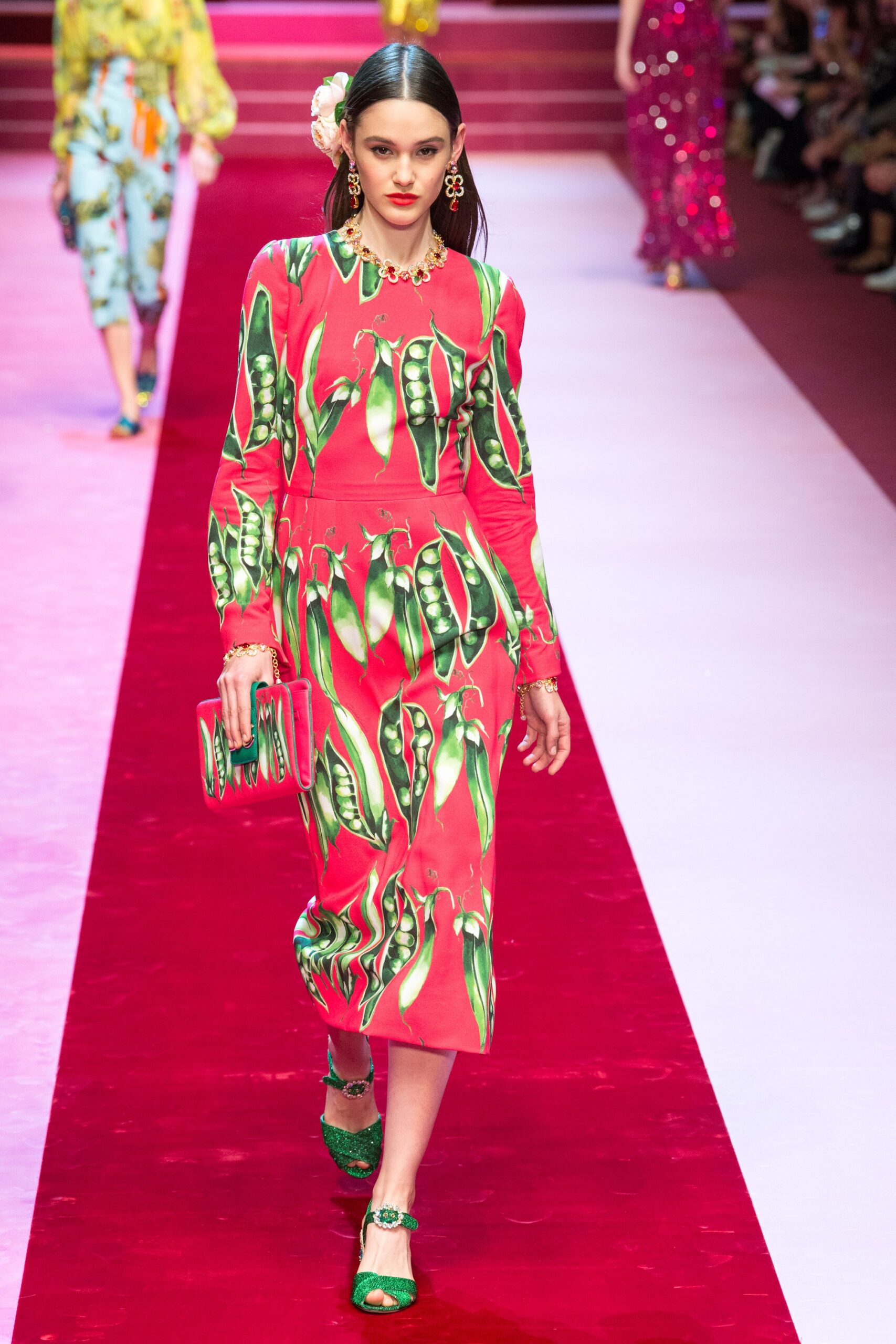 Dolce & Gabbana S/S 18 Look 98