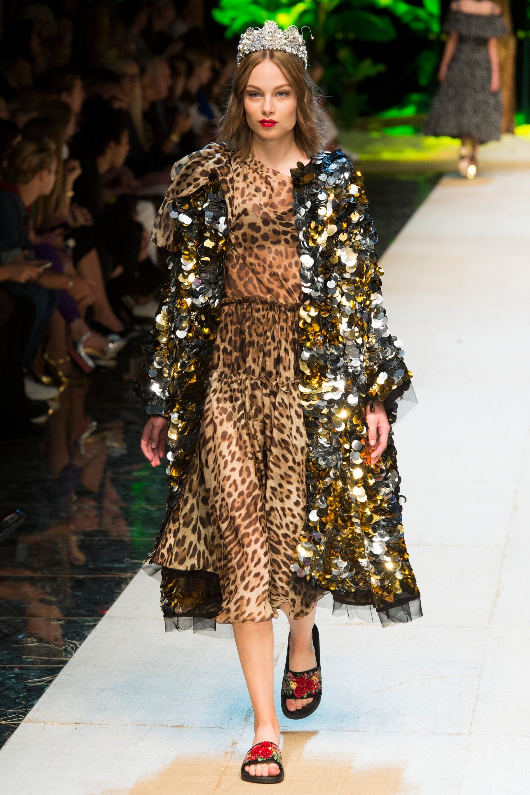 Dolce & Gabbana S/S 17 Look 80