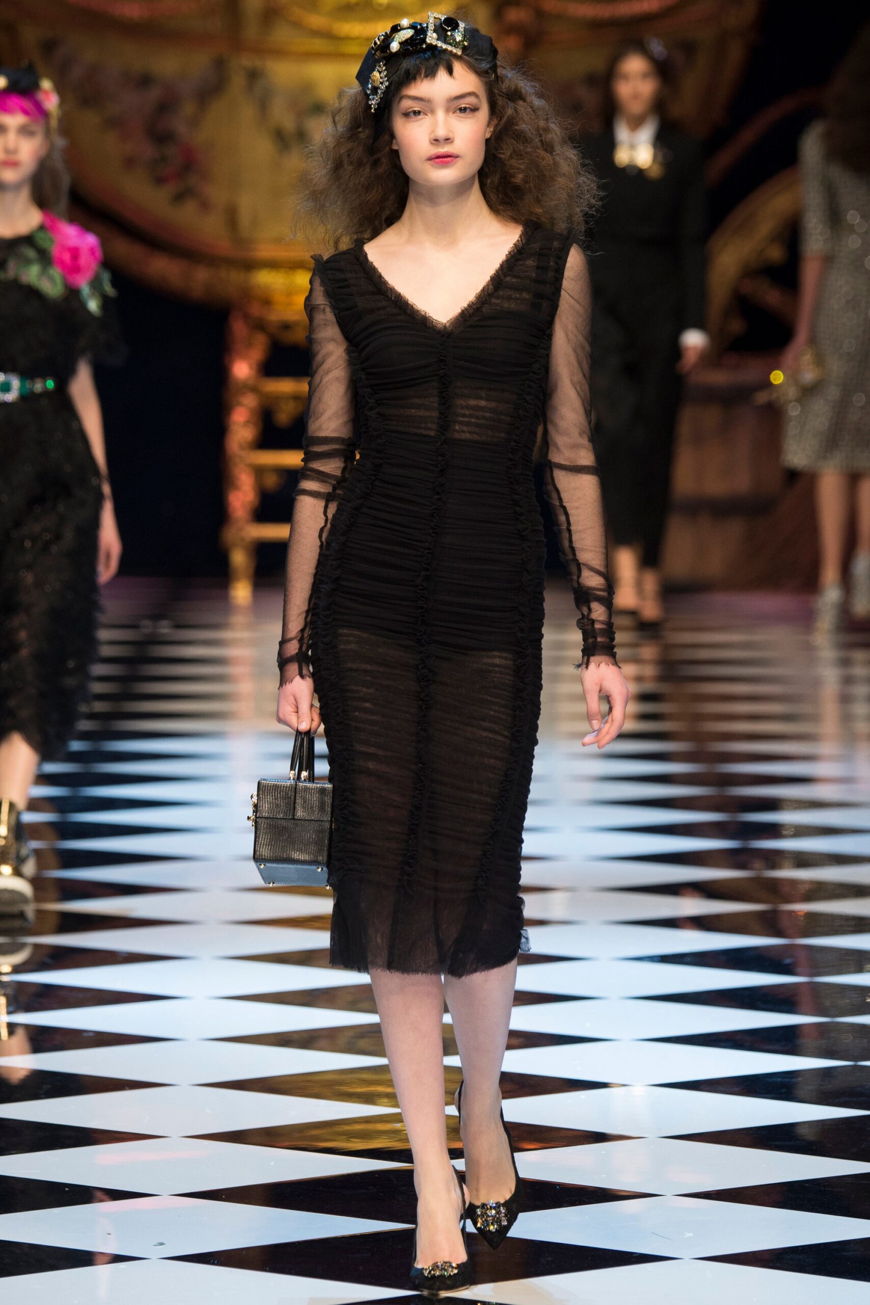 Dolce & Gabbana F/W 16 Look 63