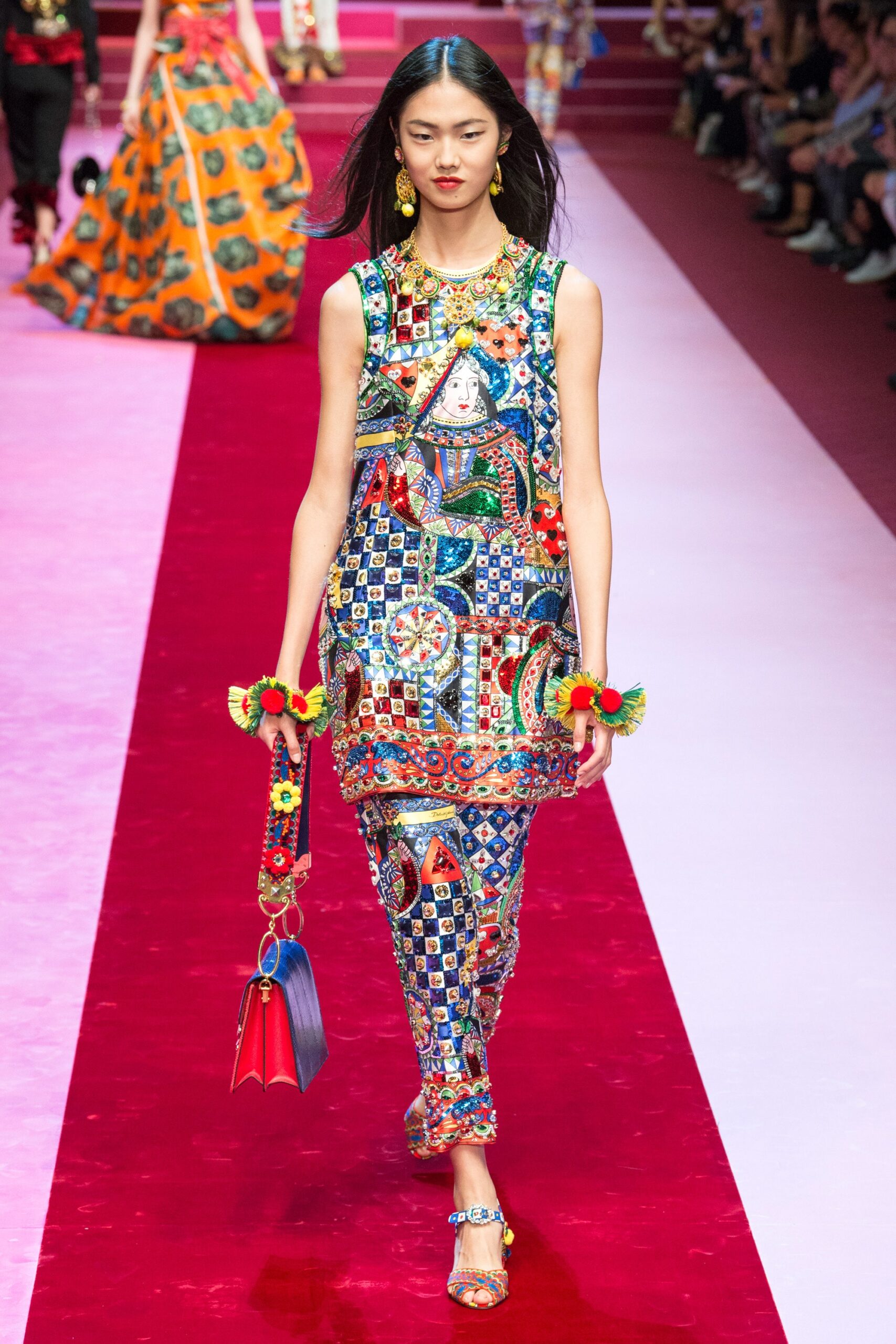 Dolce & Gabbana S/S 18 Look 104