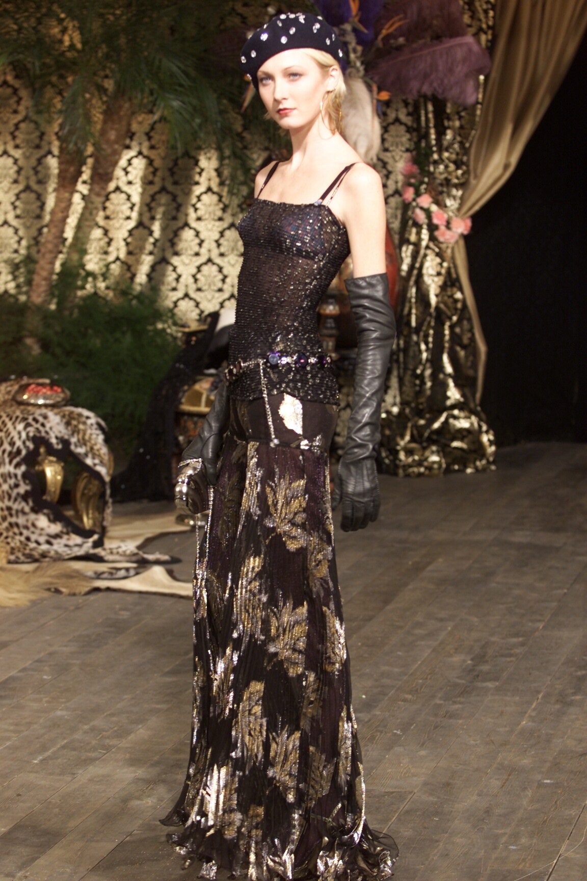 Dolce & Gabbana F/W 00 Look 6