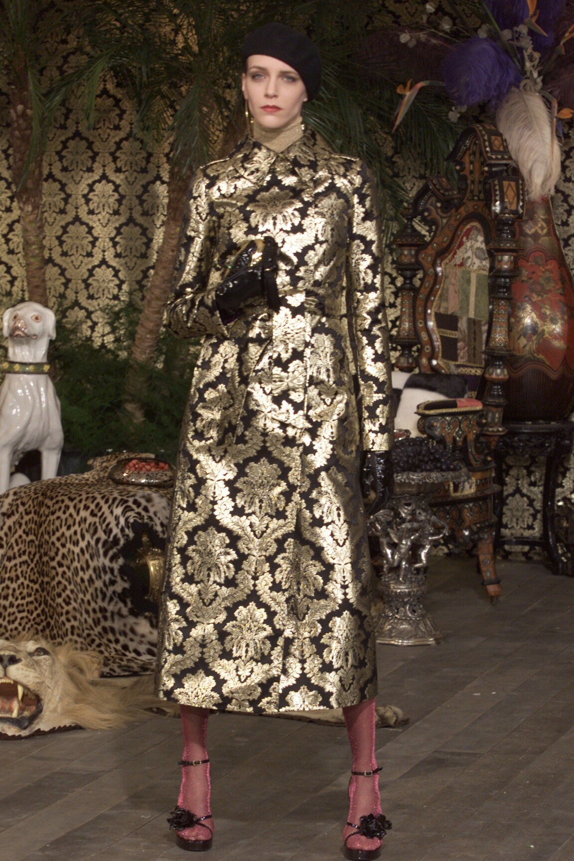 Dolce & Gabbana F/W 00 Look 9