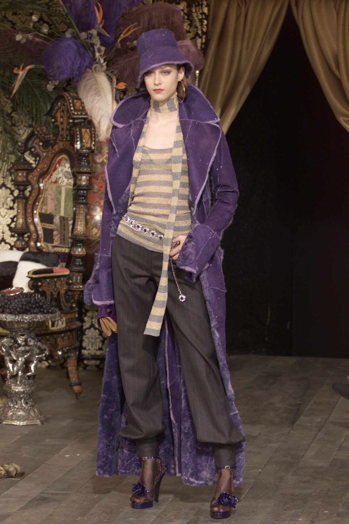 Dolce & Gabbana F/W 00 Look 23