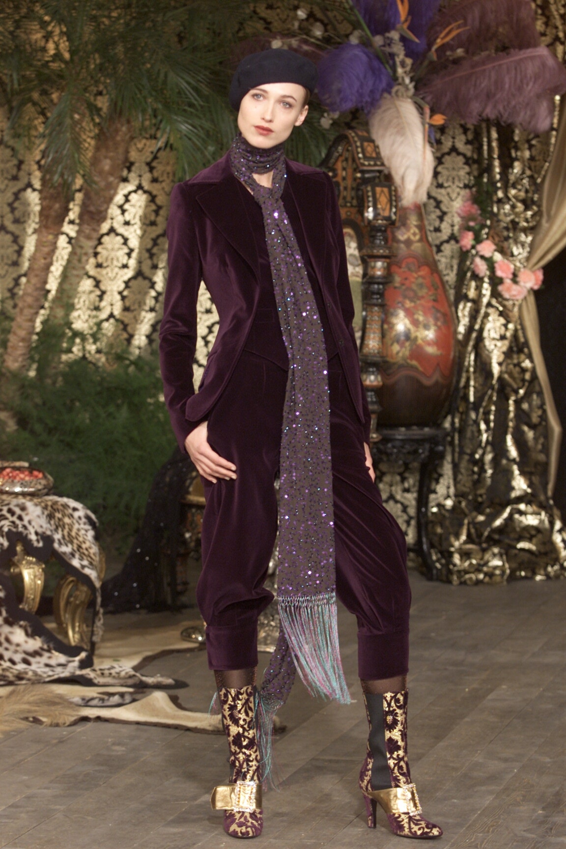 Dolce & Gabbana F/W 00 Look 26