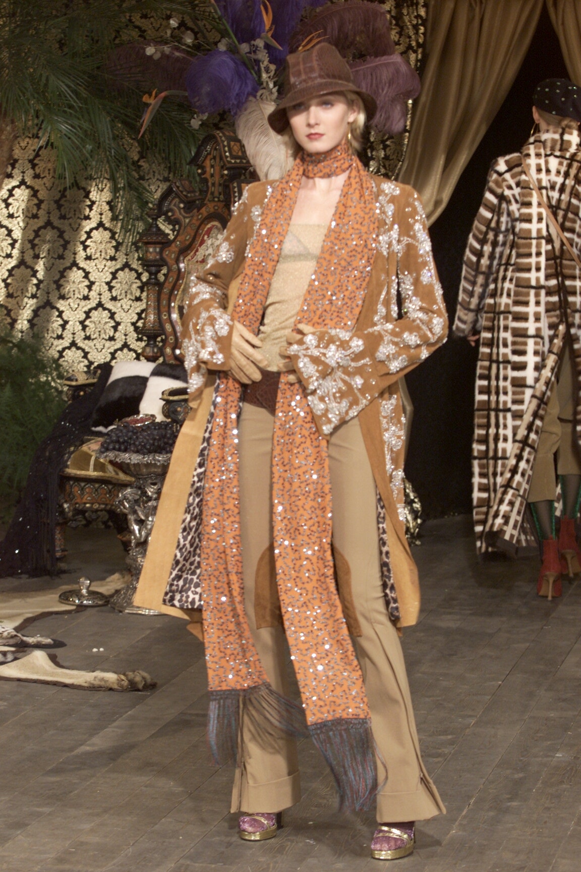 Dolce & Gabbana F/W 00 Look 51