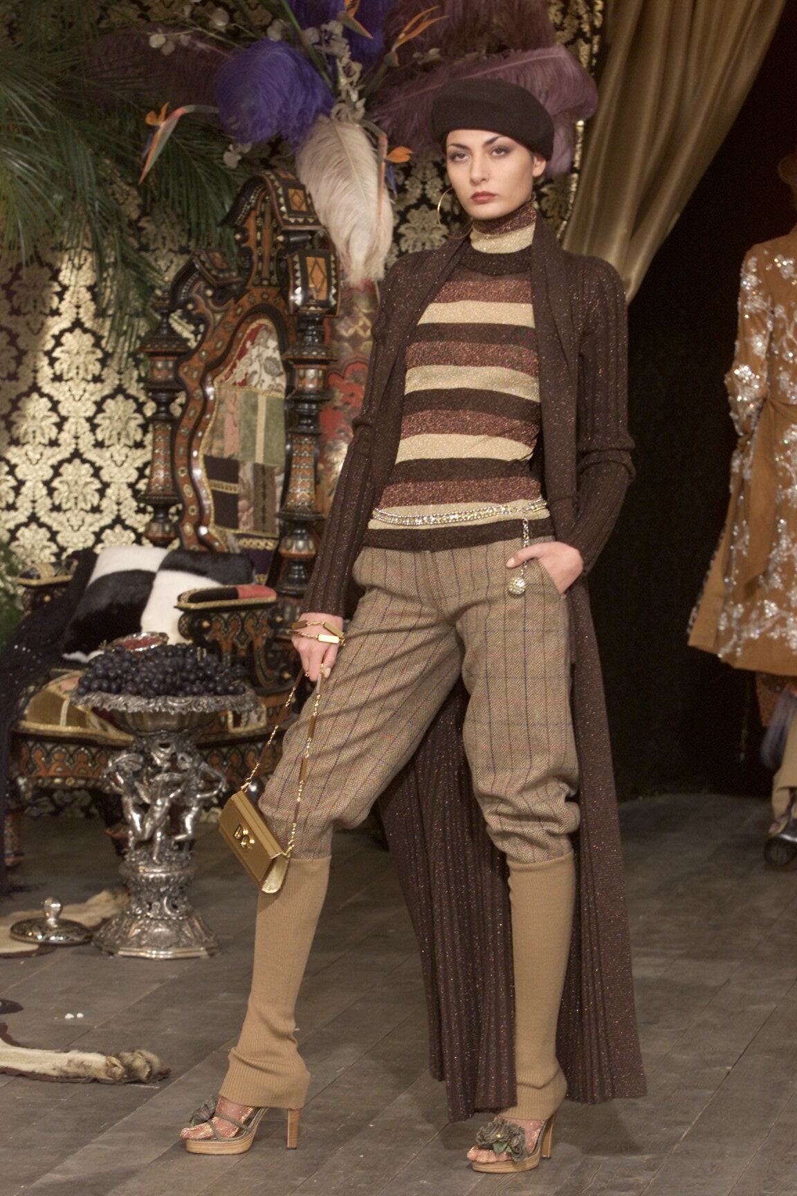 Dolce & Gabbana F/W 00 Look 54