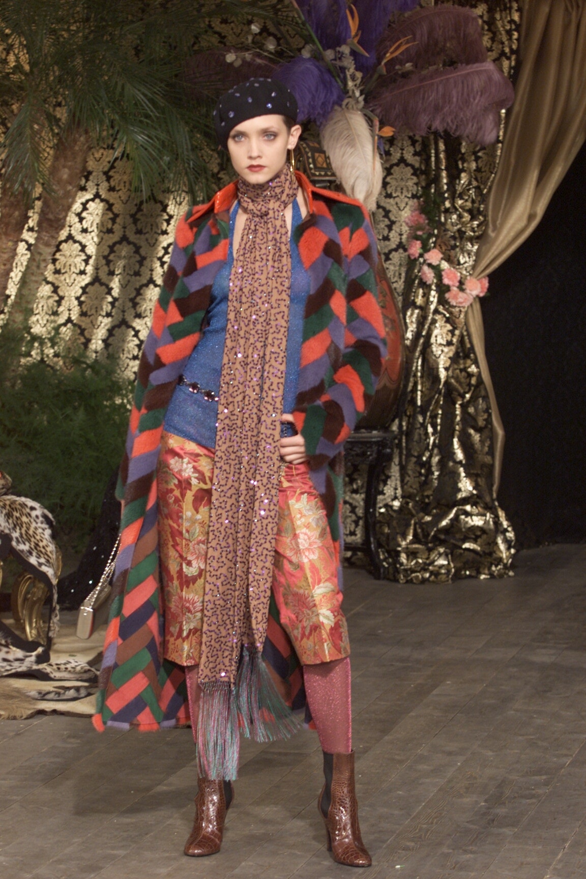 Dolce & Gabbana F/W 00 Look 58