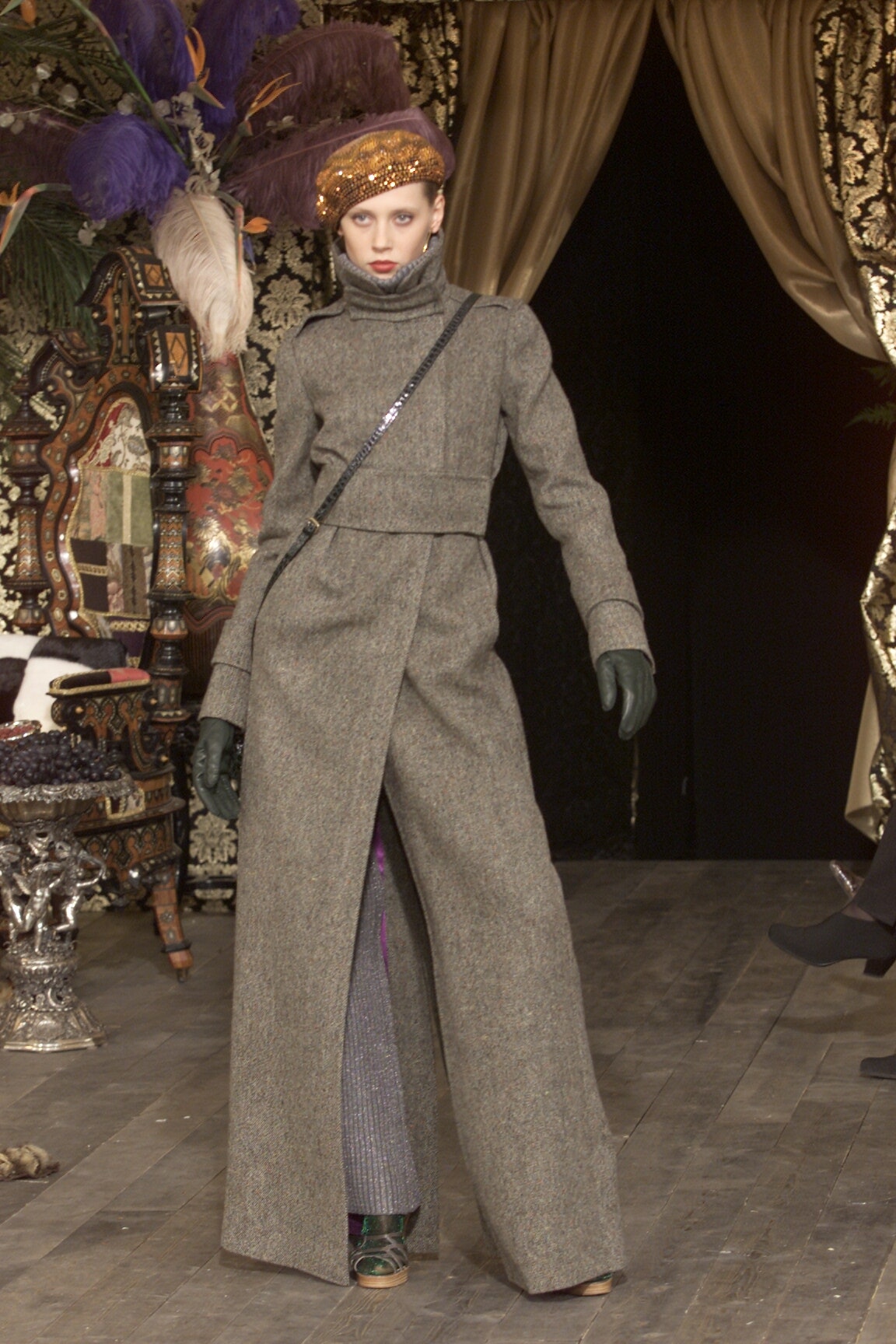 Dolce & Gabbana F/W 00 Look 71