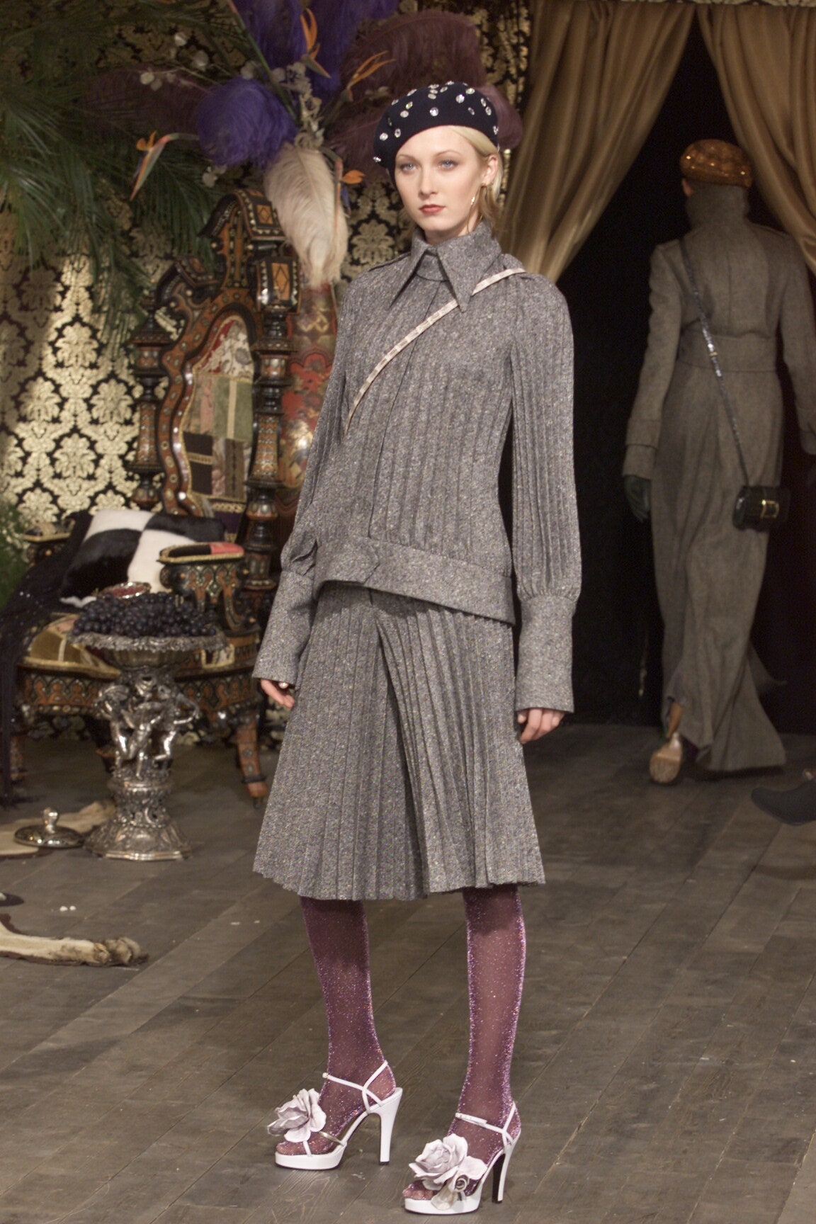 Dolce & Gabbana F/W 00 Look 74
