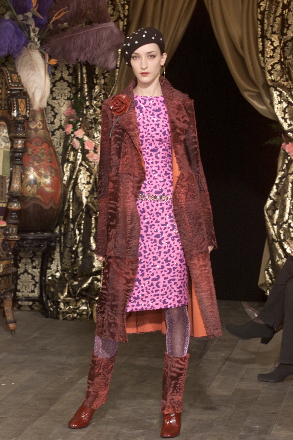 Dolce & Gabbana F/W 00 Look 81