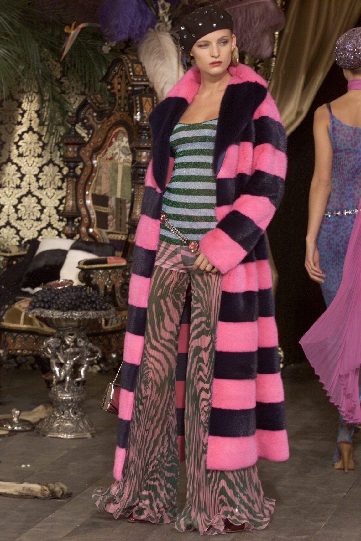 Dolce & Gabbana F/W 00 Look 86