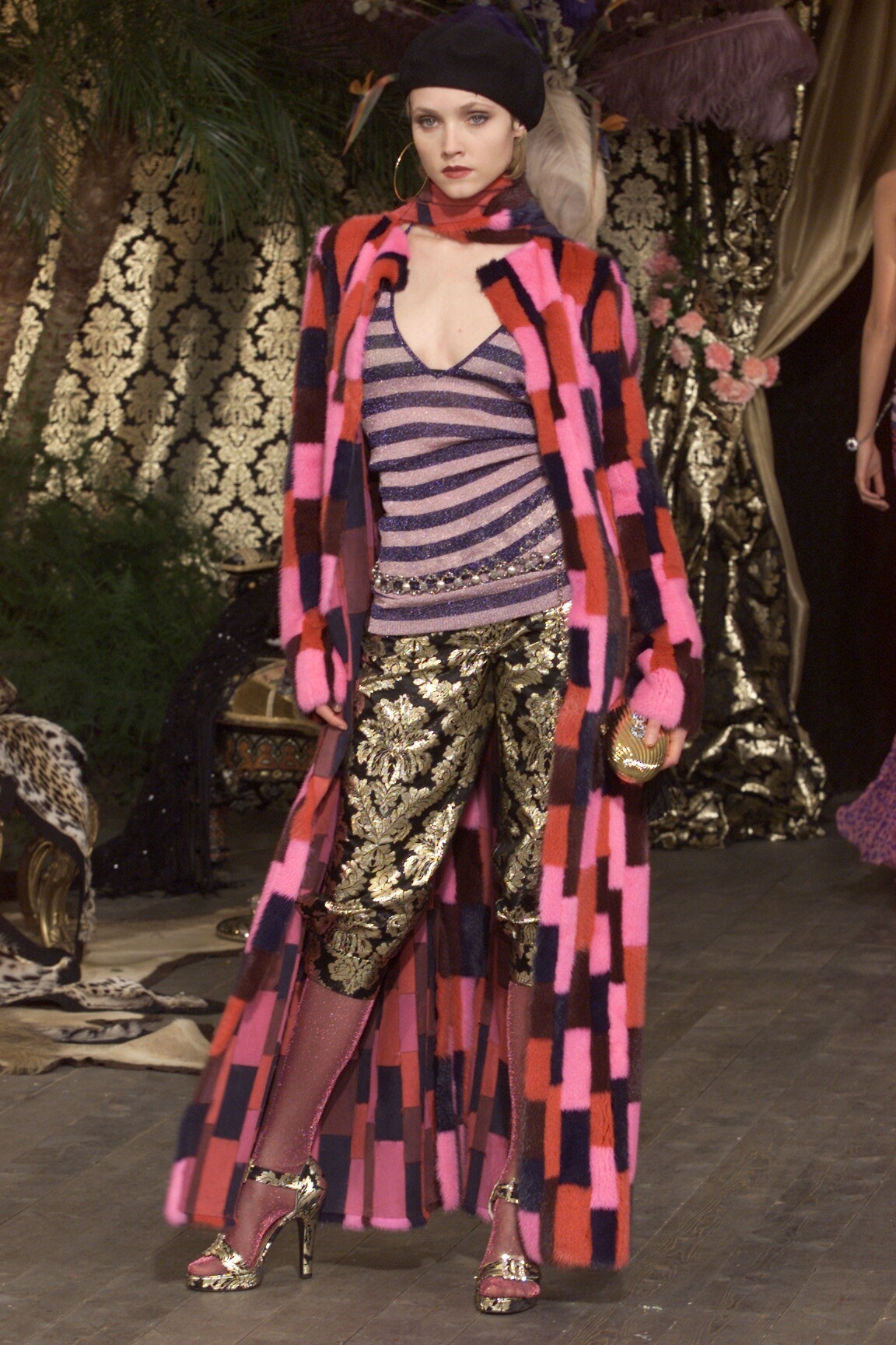 Dolce & Gabbana F/W 00 Look 87