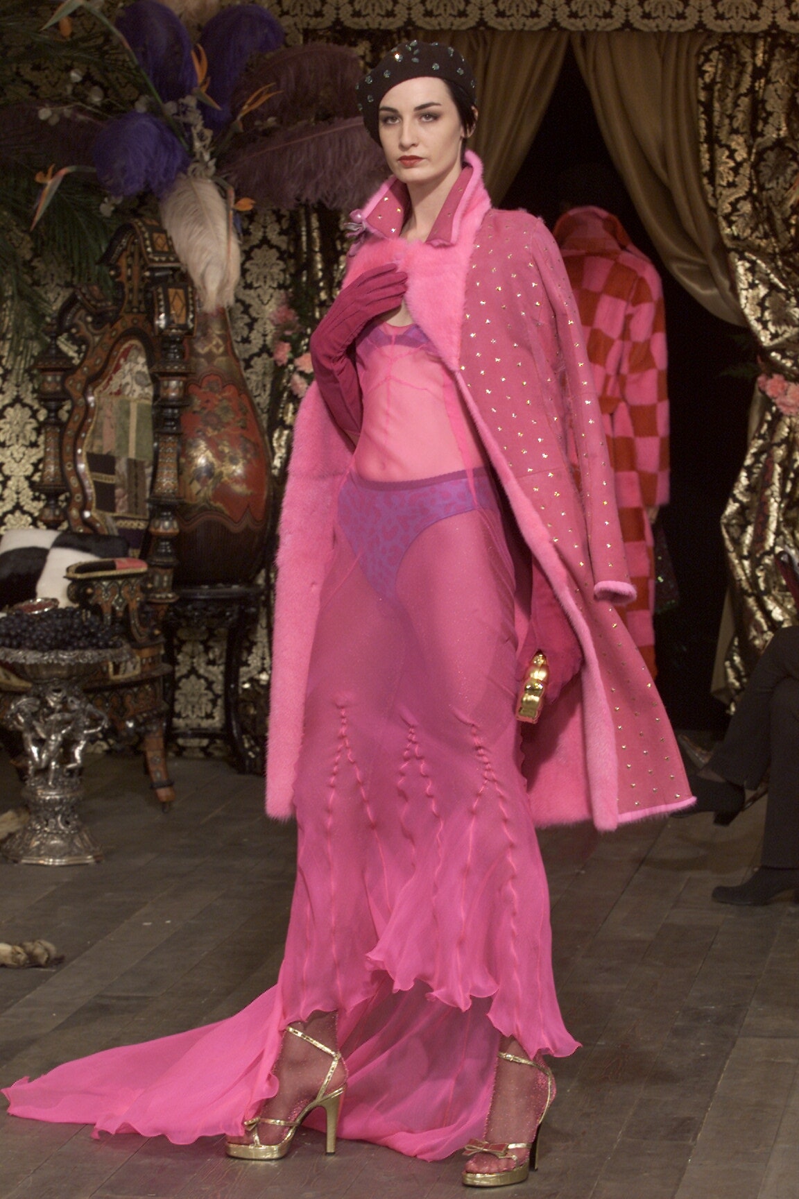 Dolce & Gabbana F/W 00 Look 88