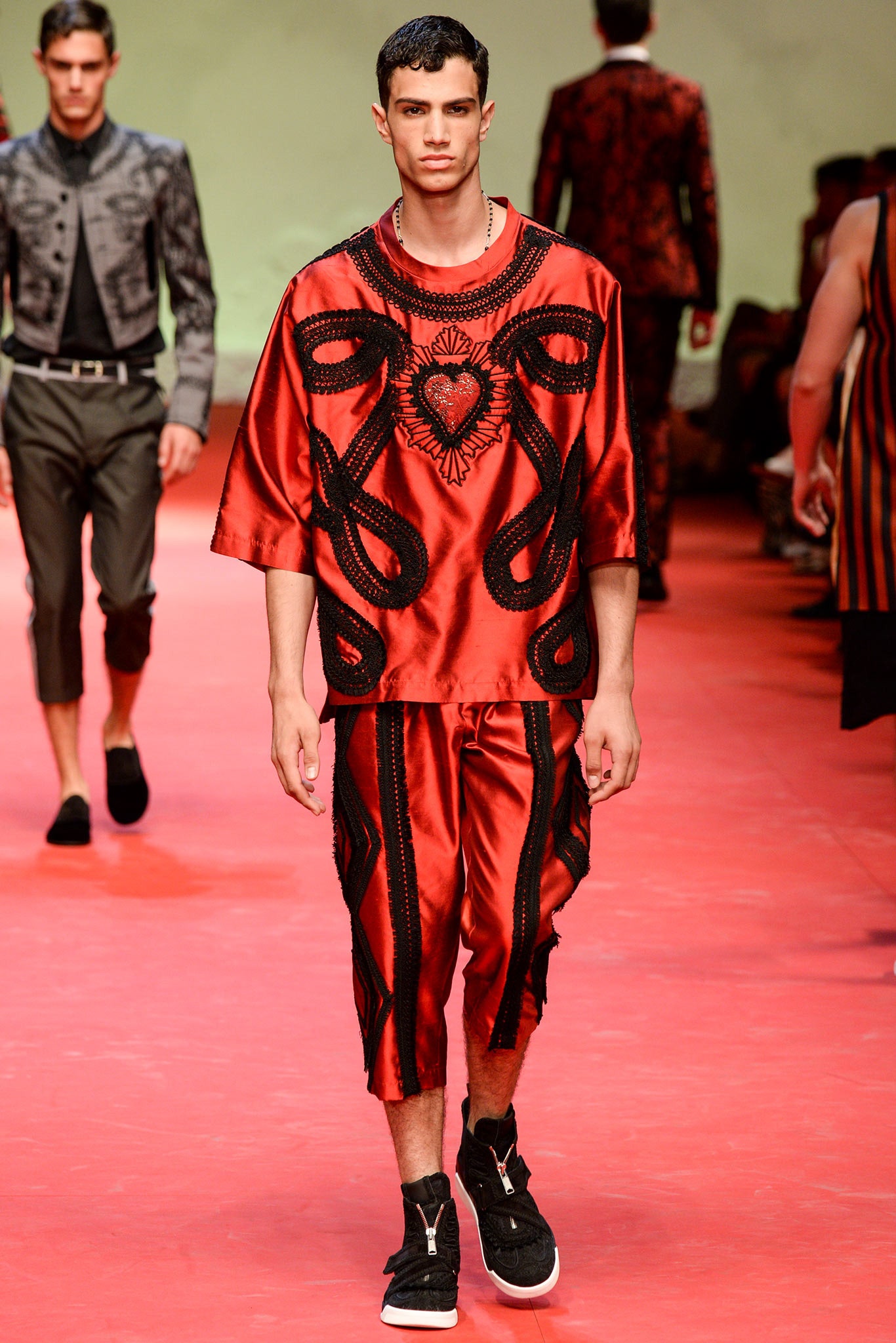 Dolce & Gabbana S/S 15 Menswear Look 28