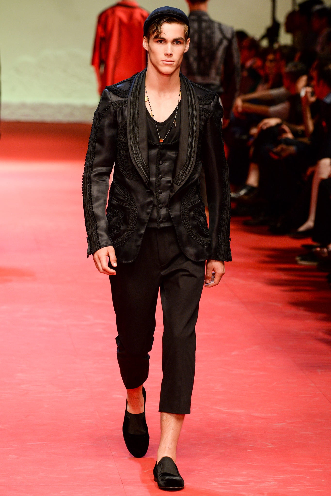 Dolce & Gabbana S/S 15 Menswear Look 31