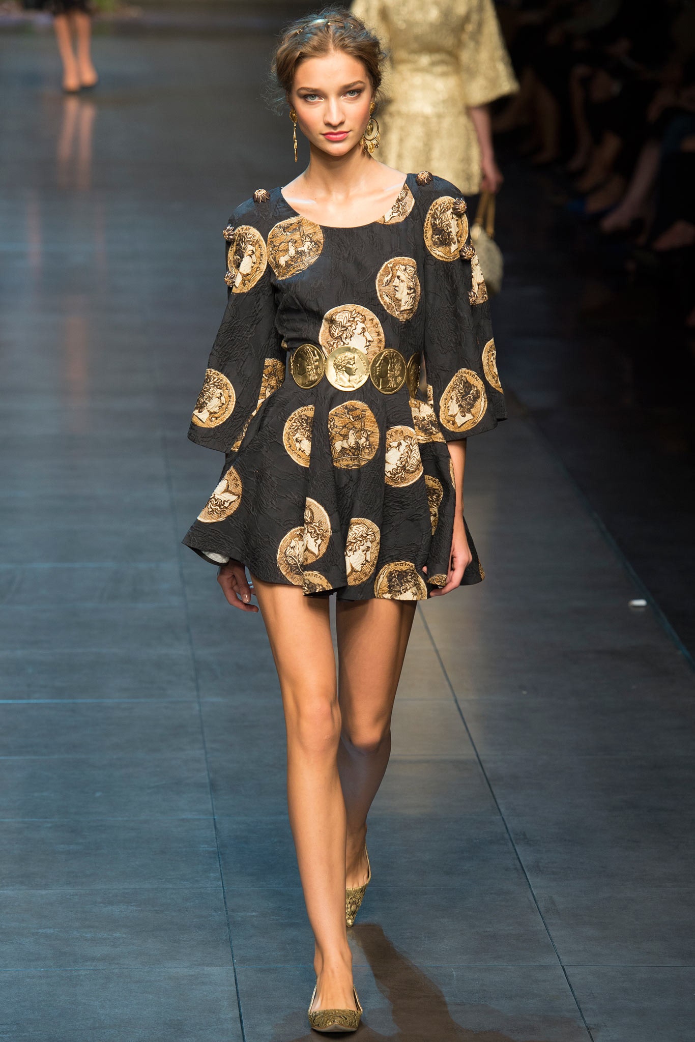 Dolce & Gabbana S/S 14 Look 32