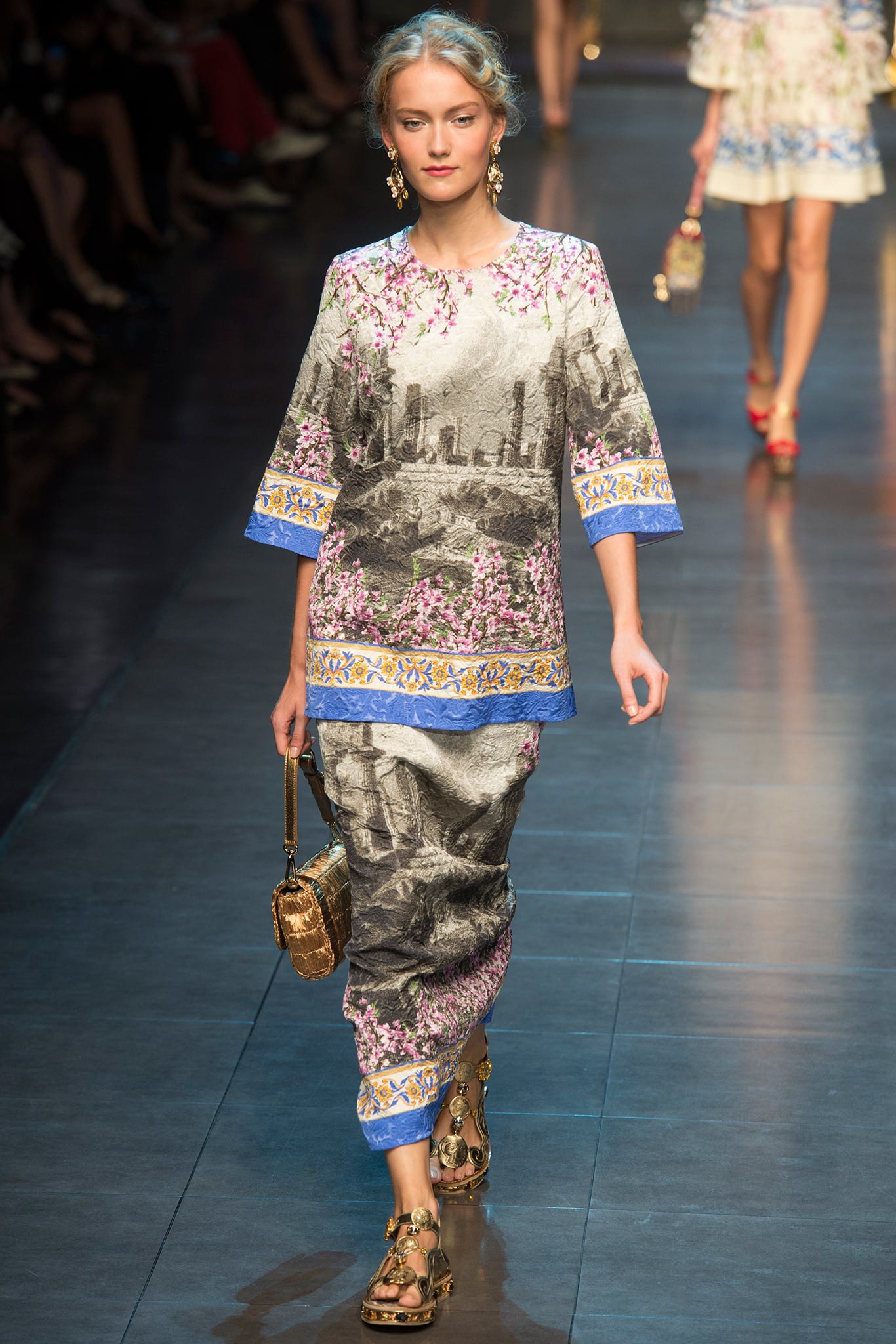 Dolce & Gabbana S/S 14 Look 60