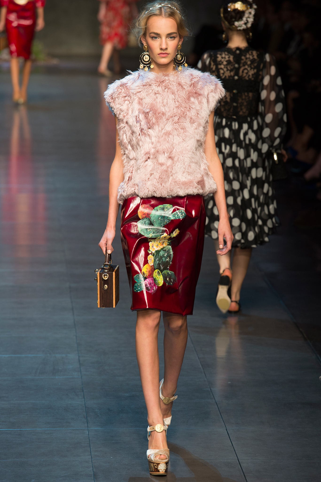 Dolce & Gabbana S/S 14 Look 71