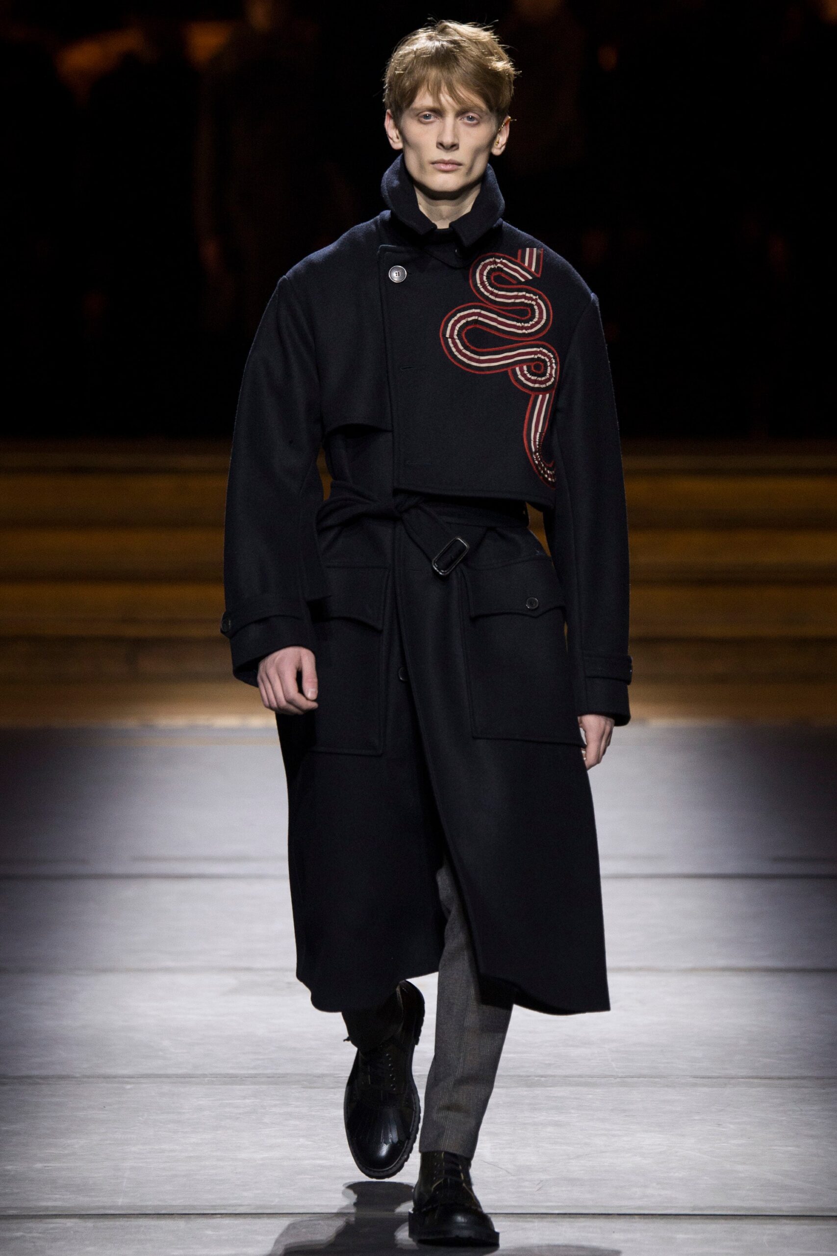 Dries Van Noten F/W 16 Menswear Look 1
