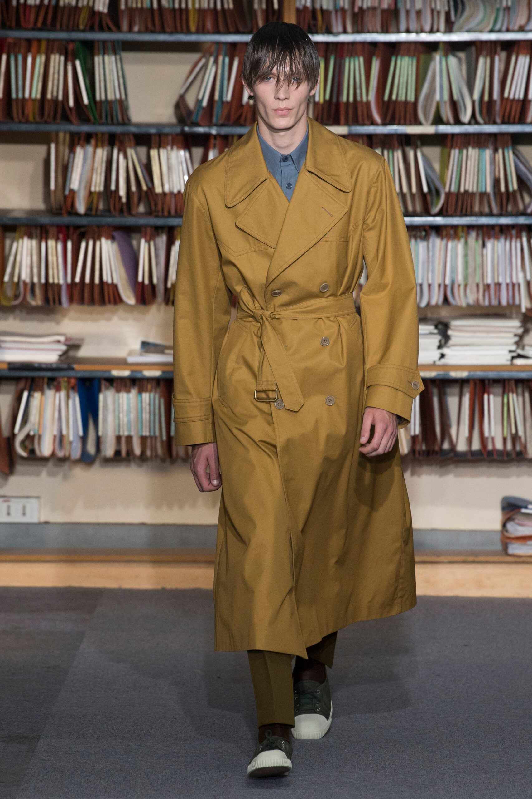 Dries Van Noten S/S 18 Menswear Look 2